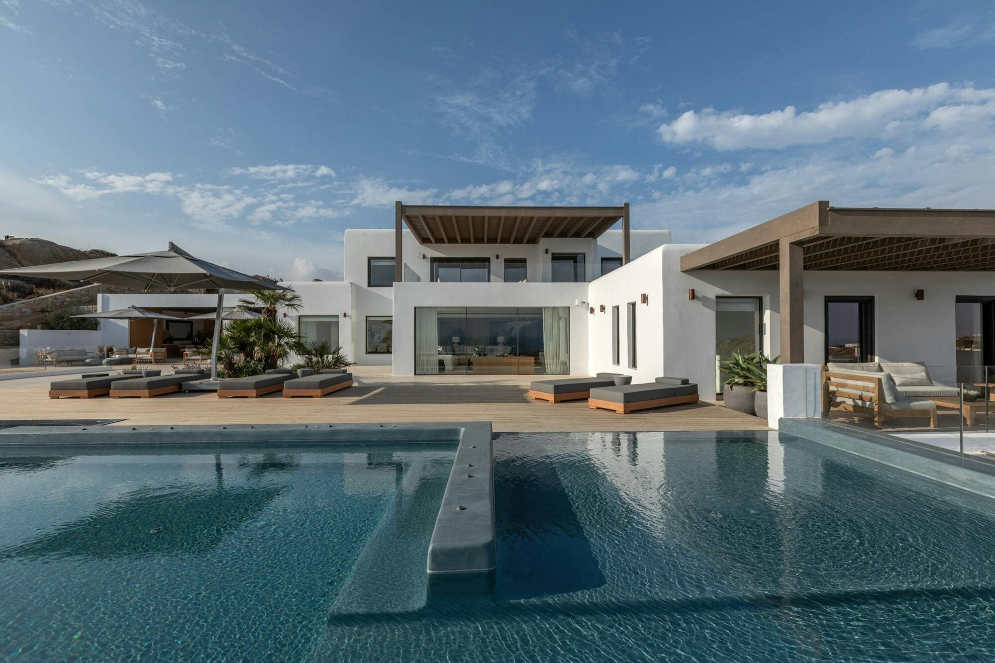 Villa Aegean Platis: 10-Bedroom Luxury Villa with Seaview and Pool, Platis Gialos