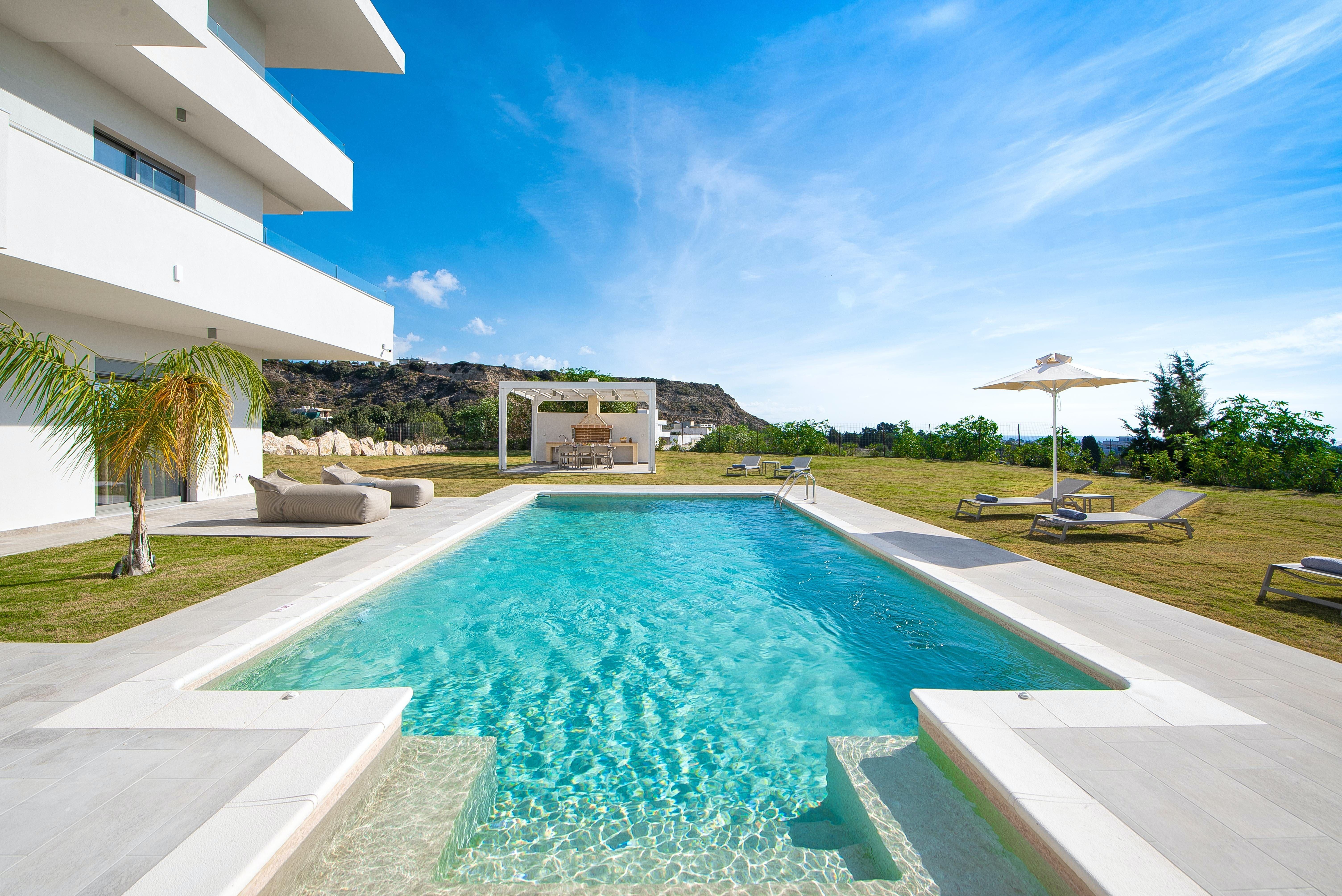 Villa Afandou Kallithea: Spacious 5-Bedroom Apartment with Pool and Sea Views, Kallithea Rhodes