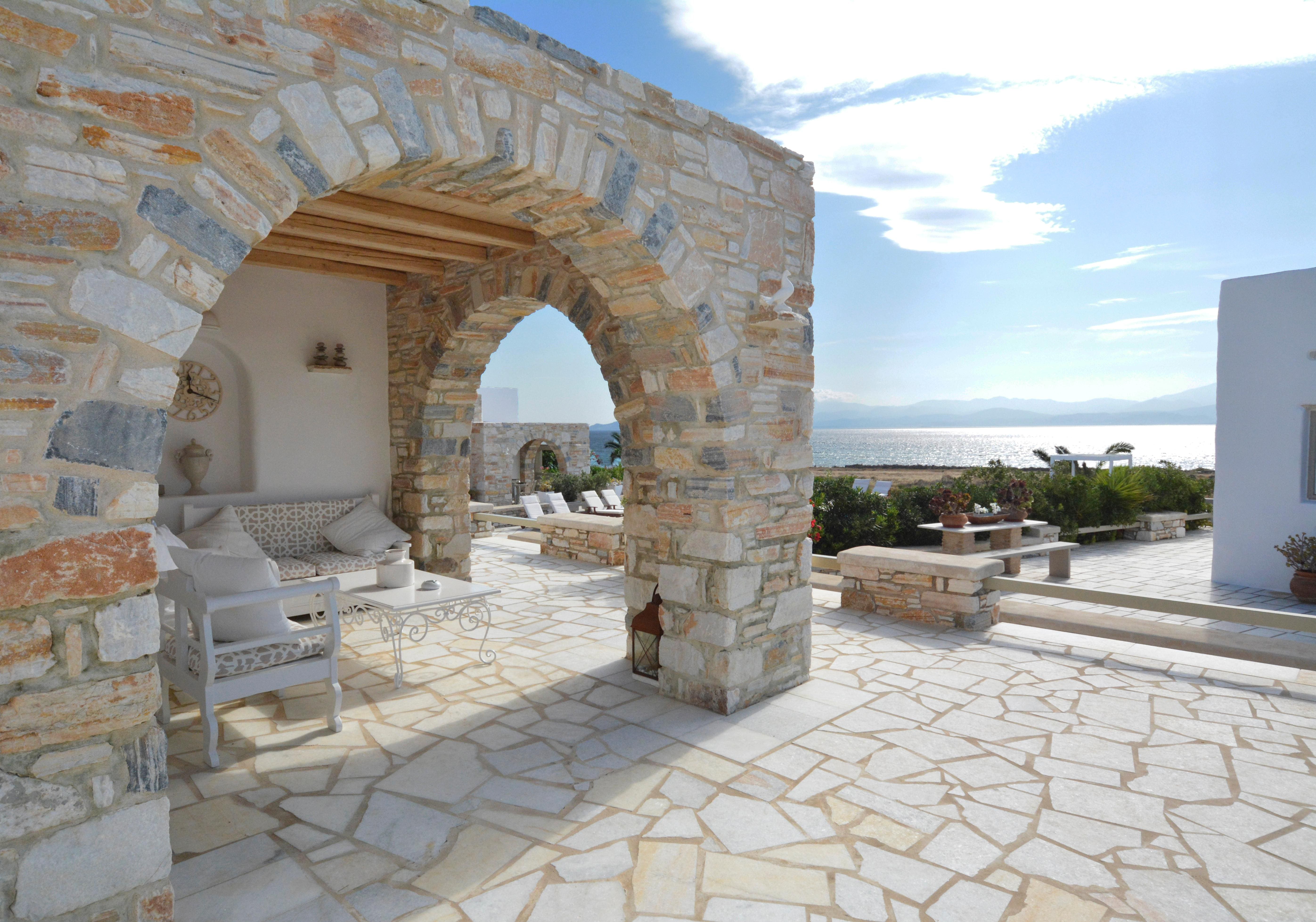 Villa Agnanti Paros: Luxury 4-Bedroom Apartment with Sea Views and Shared Pool, Paros