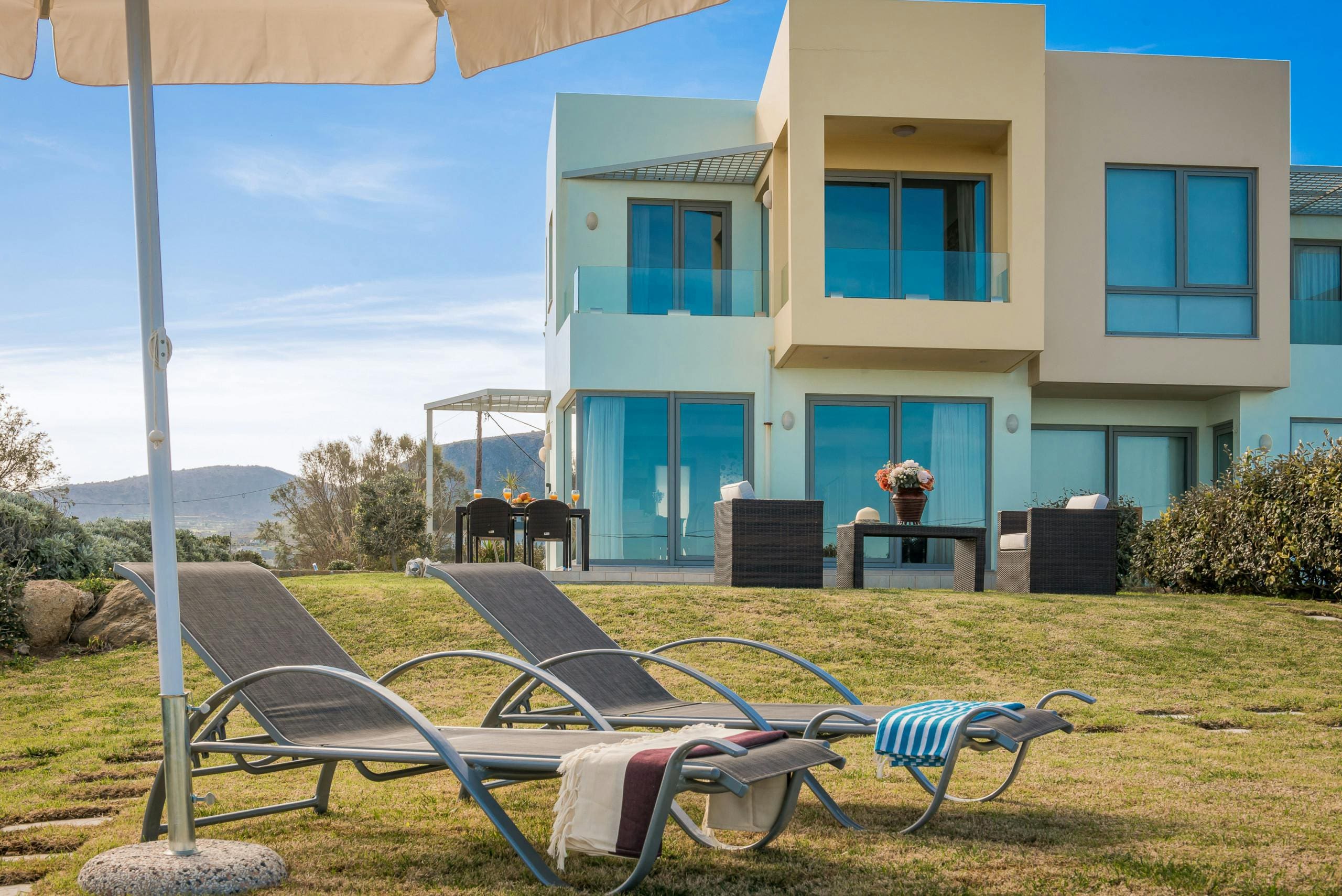 Villa Ambelos Gouves: Luxury 4-Bedroom Villa with Sea Views and Beachfront Location, Crete
