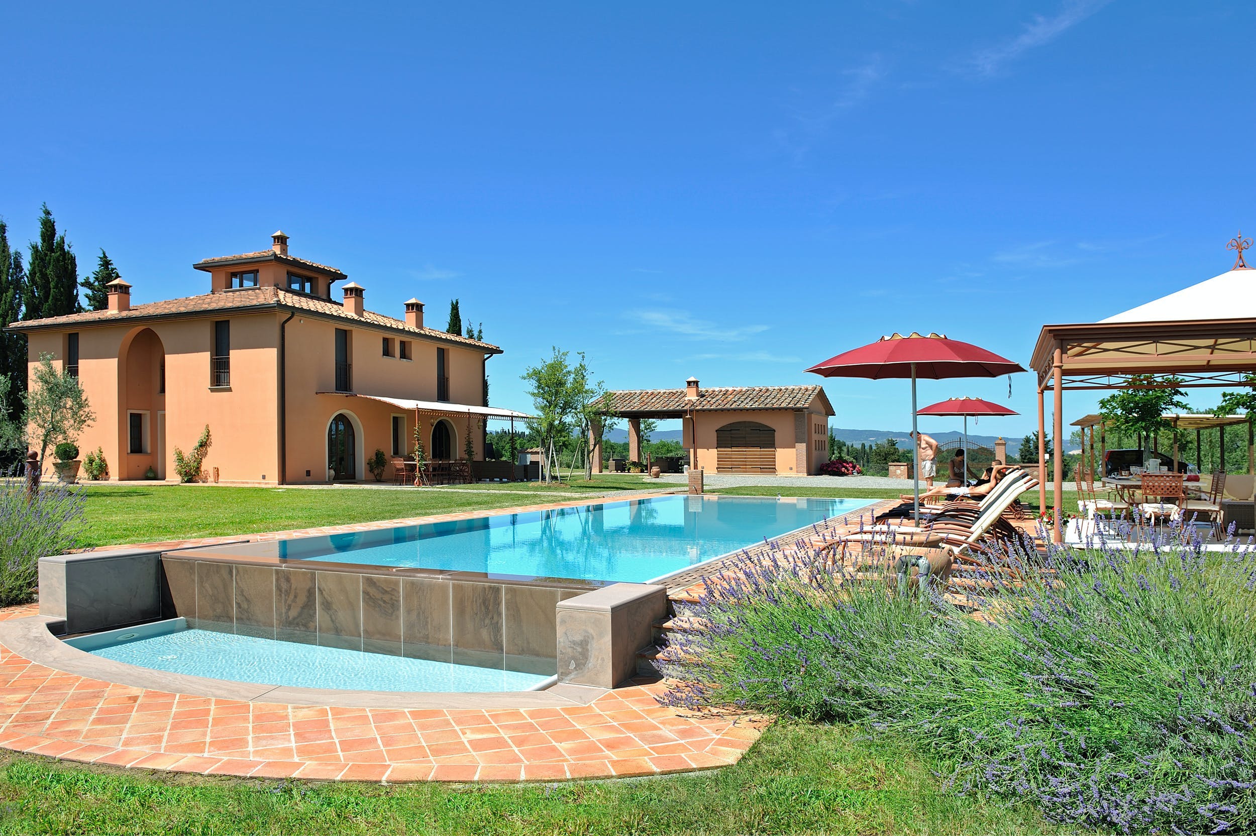 Villa Smeraldo Montefoscoli San Miniato: Luxury 4-Bedroom Villa with Pool, San Miniato Tuscany