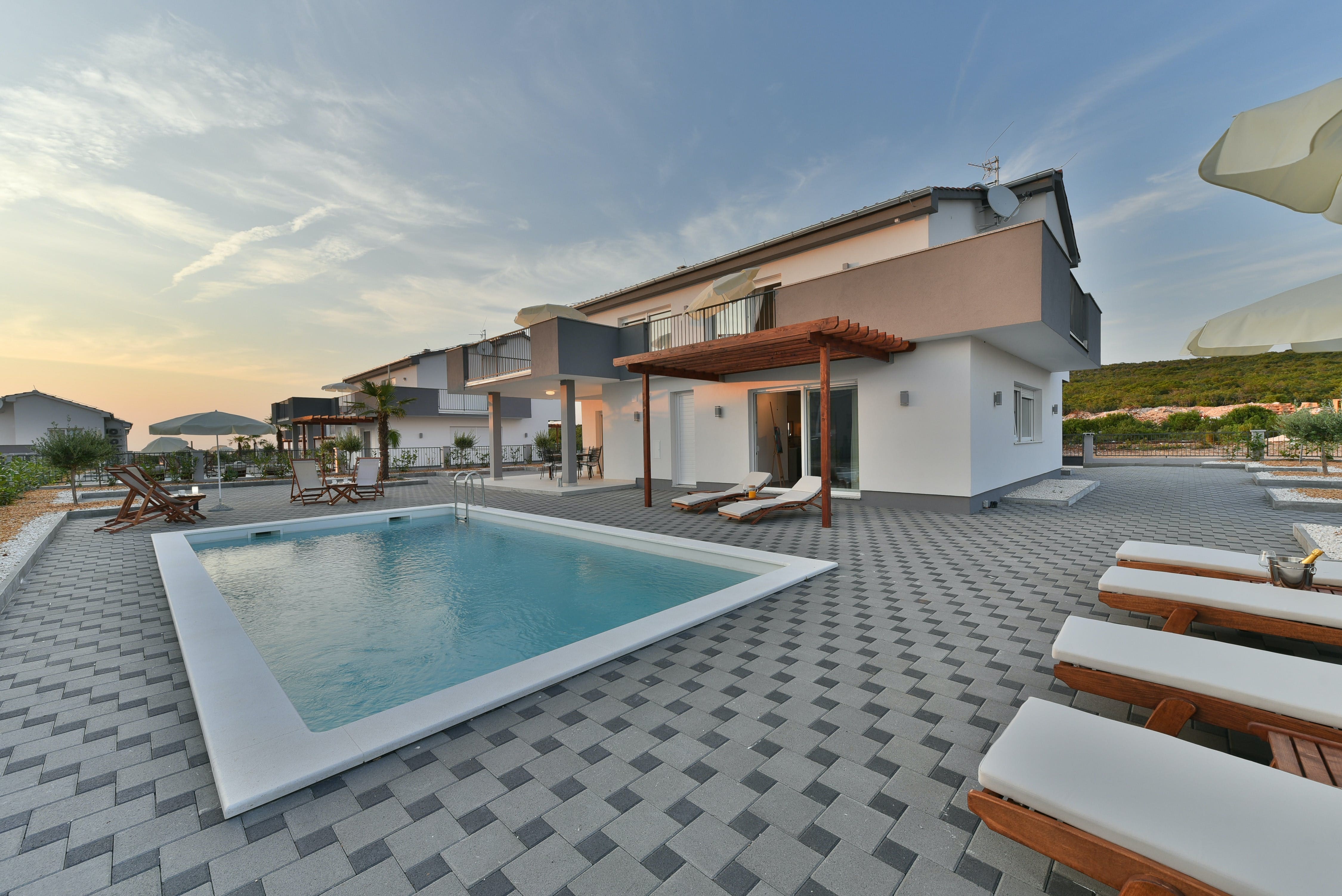 Villa Bokul Zadar: Luxury 4-Bedroom Villa with Private Pool and Seaview, Zadar
