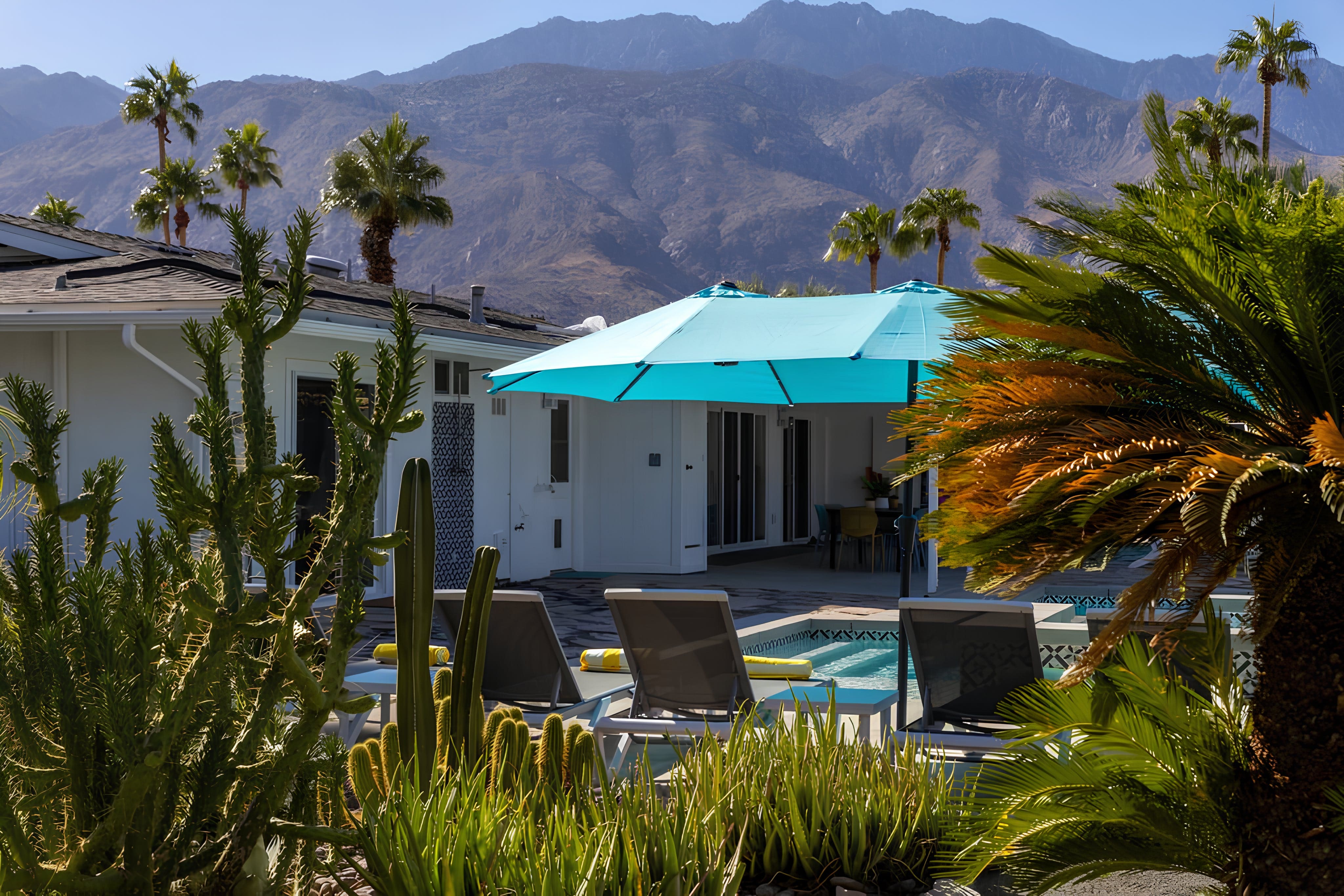 Villa Boréa Andreas Canyon Palm Springs: Luxury 4-Bedroom Villa with Heated Pool and Hot Tub, Palm Springs