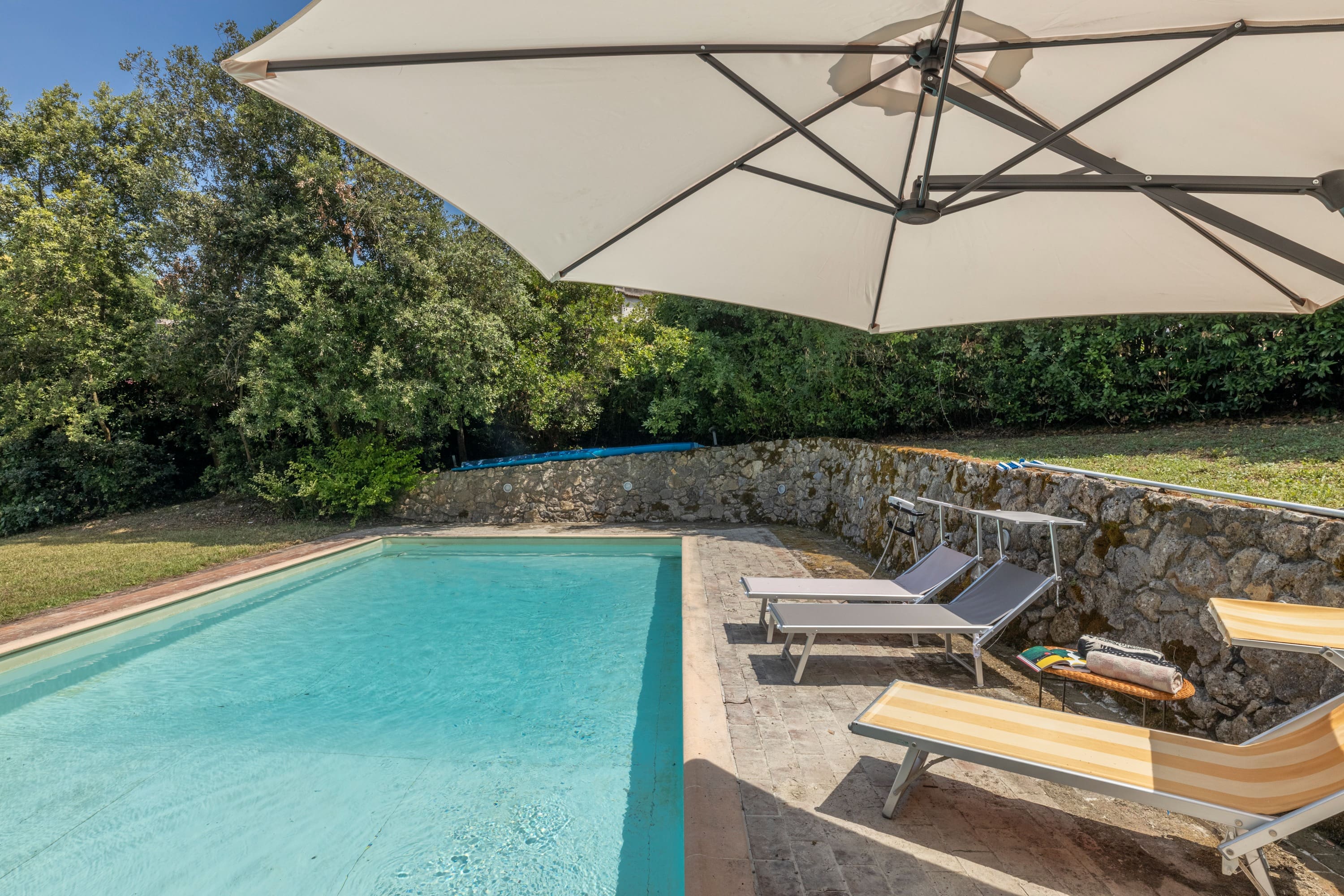 Villa Calafuria Livorno Livorno: Luxury 3-Bedroom Villa with Pool and Sea Views, Livorno Tuscany