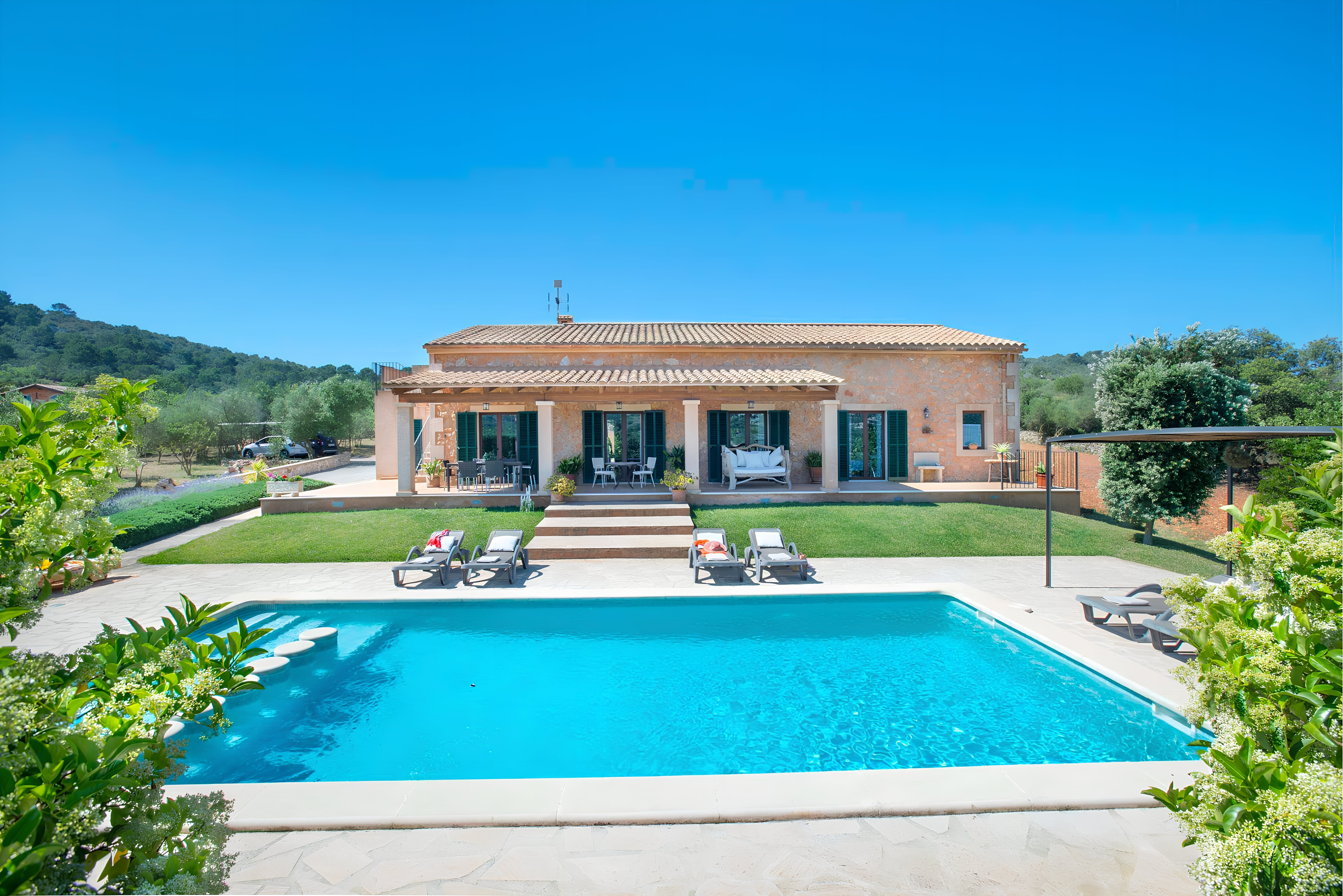 Villa Madrugada Es Fortí Cala d’Or: Charming 3-Bedroom Apartment with Private Pool near Golf, Cala d’Or