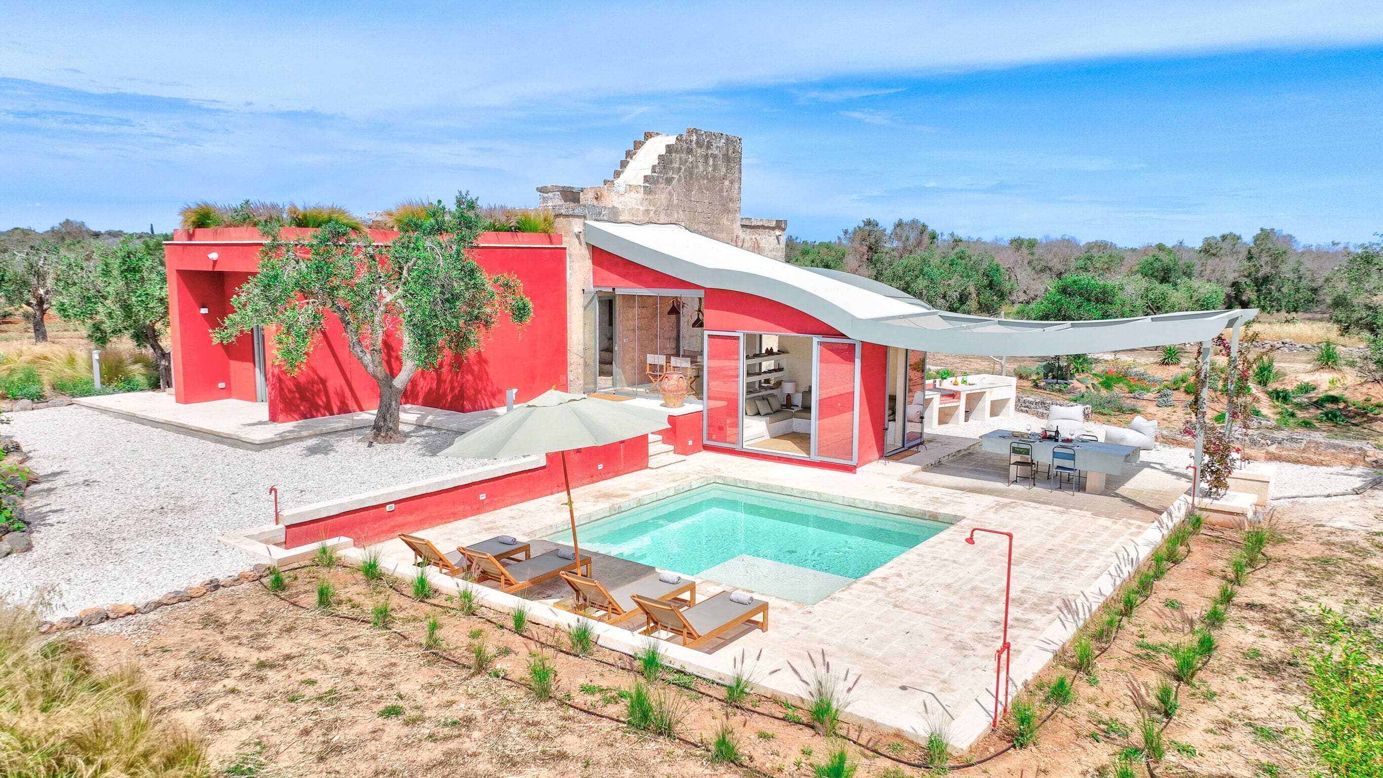 Villa Canale Brindisi: Luxury 2-Bedroom Villa with Private Pool and Sea Views, Brindisi
