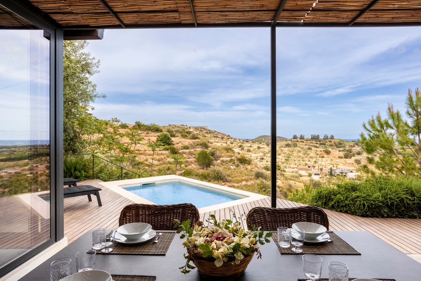 Villa Levante Grotta Val di Noto: Luxury 2-Bedroom Villa with Private Pool and Sea Views, Val di Noto
