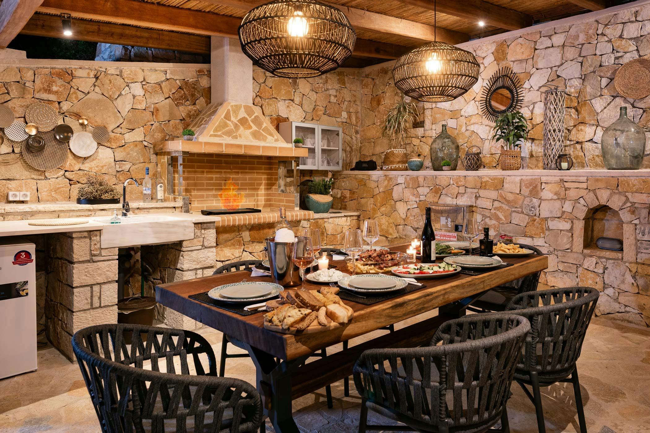Villa Elia Paxi: Luxury 3-Bedroom Villa with Seaview and Pool, Paxi