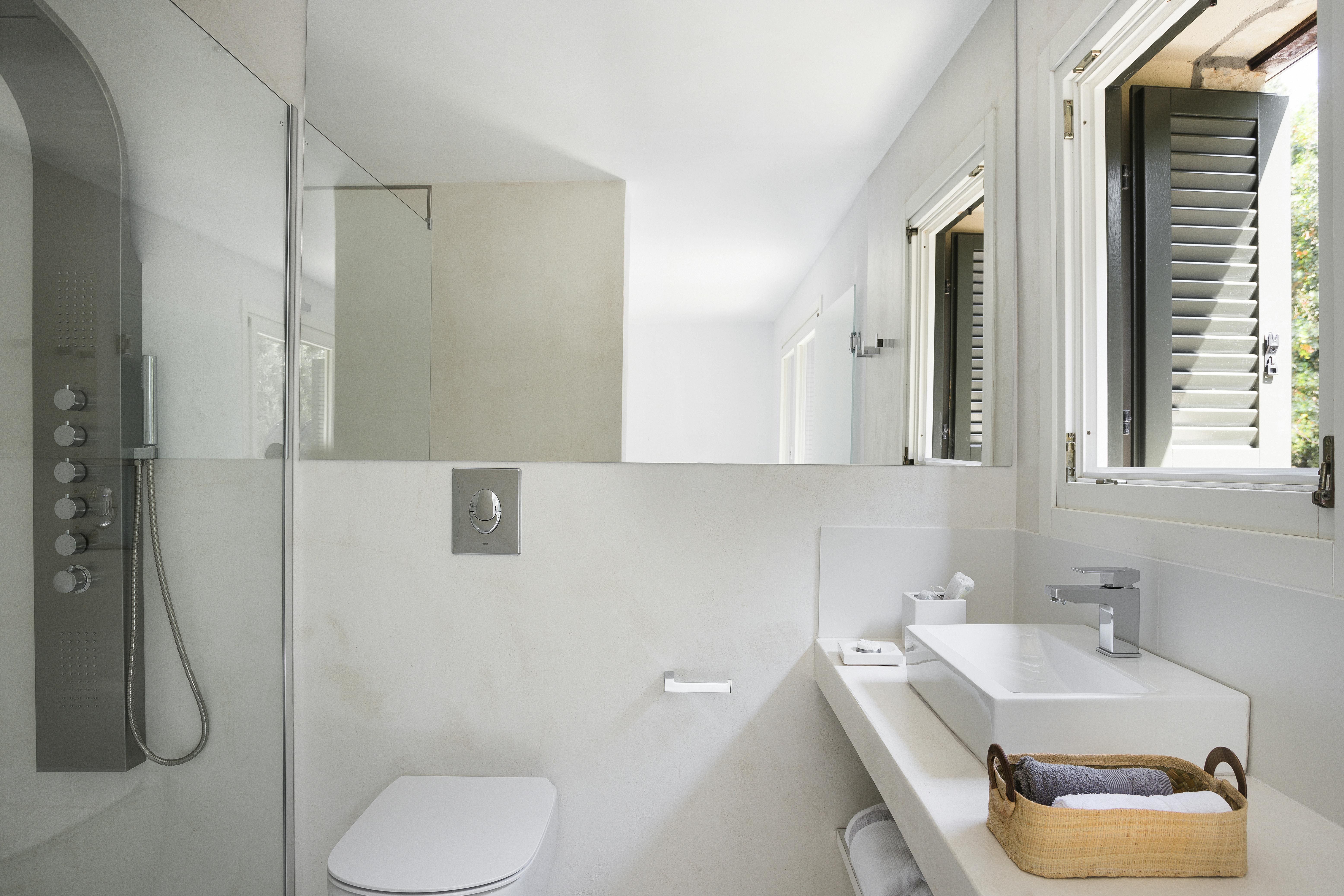 Villa Eos Paxi: Luxury 6-Bedroom Villa with Private Pool and Seaview, Paxi