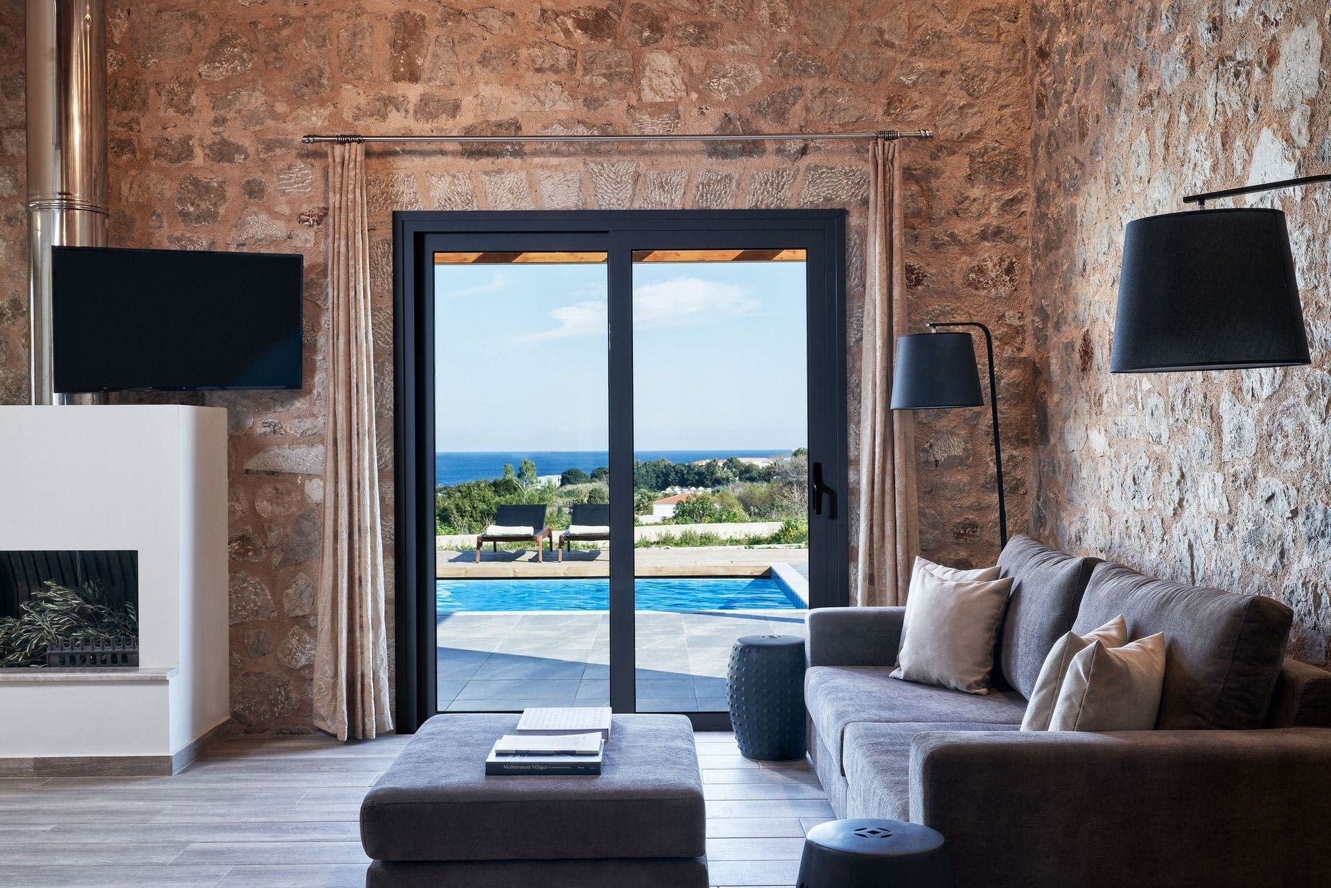 Villa Epta Rhodes: Spacious 3-Bedroom Apartment with Pool and Seaview in Rhodes Town