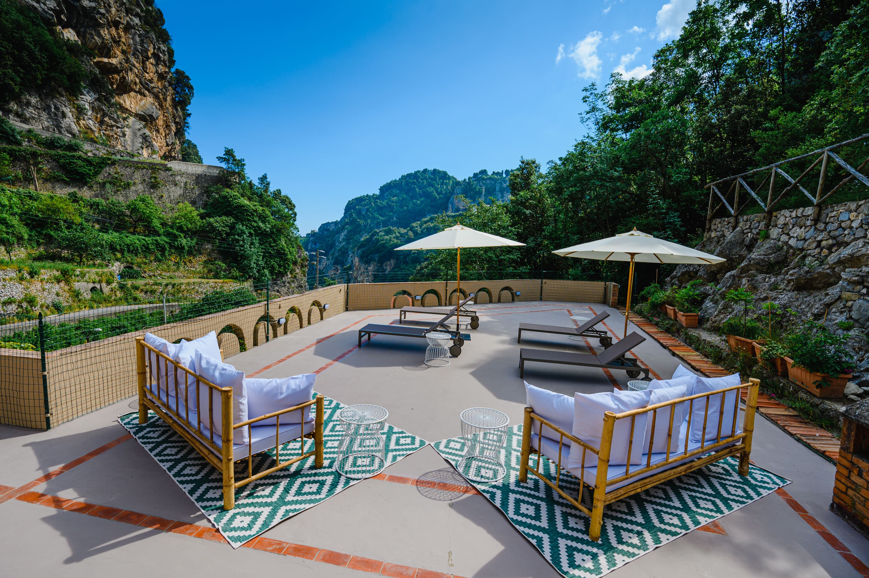 Villa Fiordo Amalfi: Charming 3-Bedroom Apartment with Seaview Terrace, Amalfi Coast