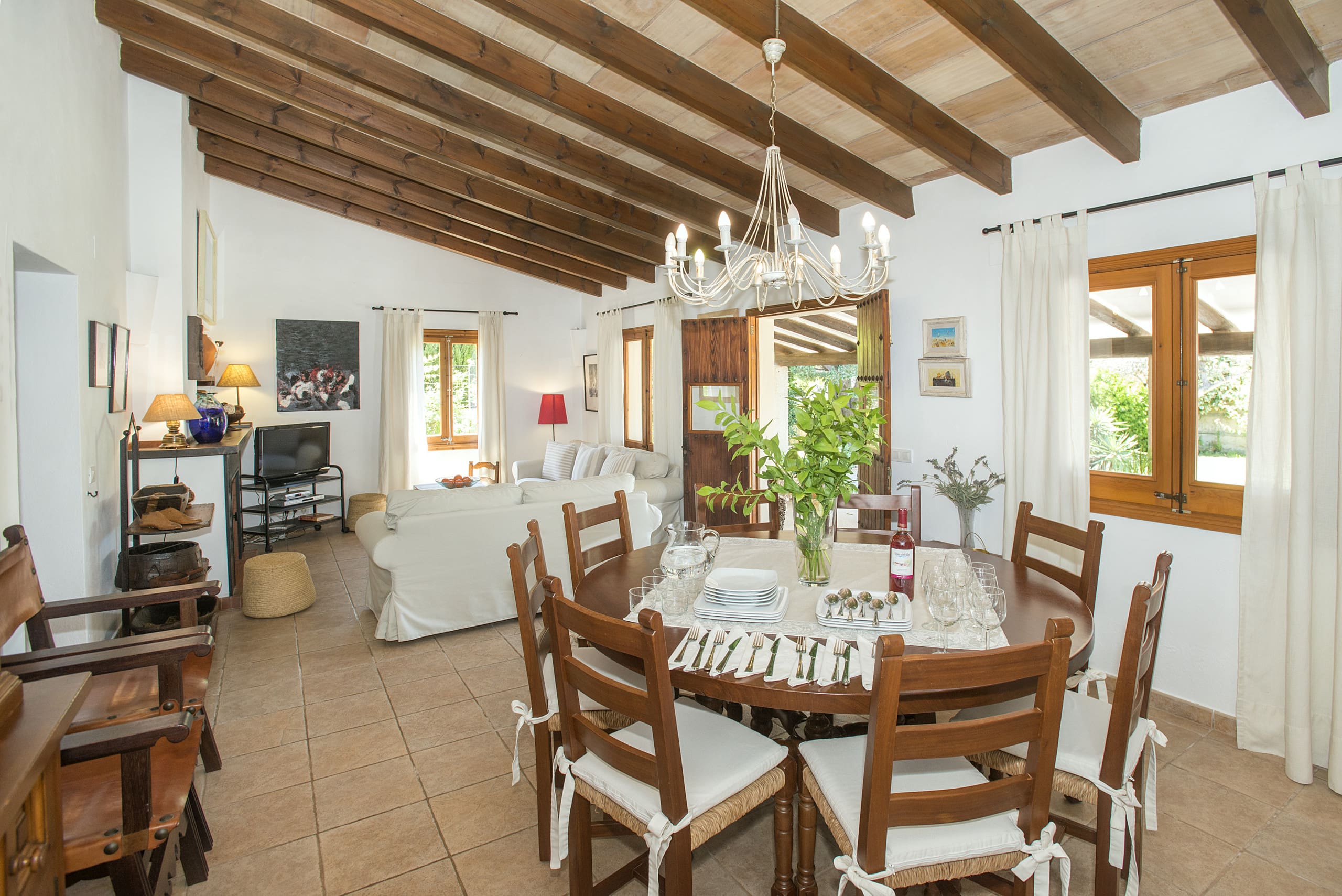 Villa Migjorn Llenaire Pollença: Stylish 3-Bedroom Golf Villa Rental with Private Pool and Sea Views, Pollença