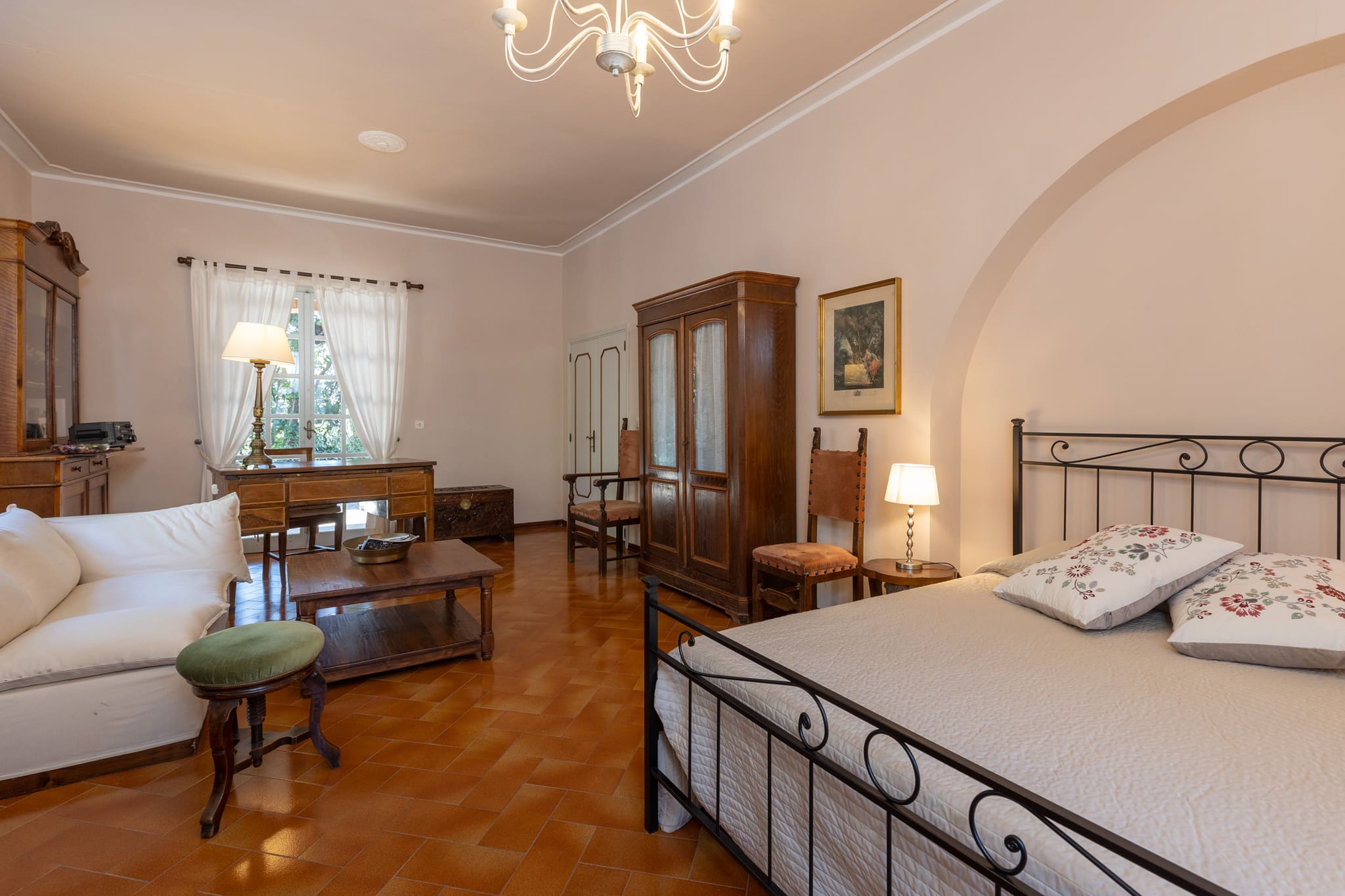 Villa Frassina Cortona: Luxury 5-Bedroom Villa with Private Pool and Air-Con, Cortona Tuscany