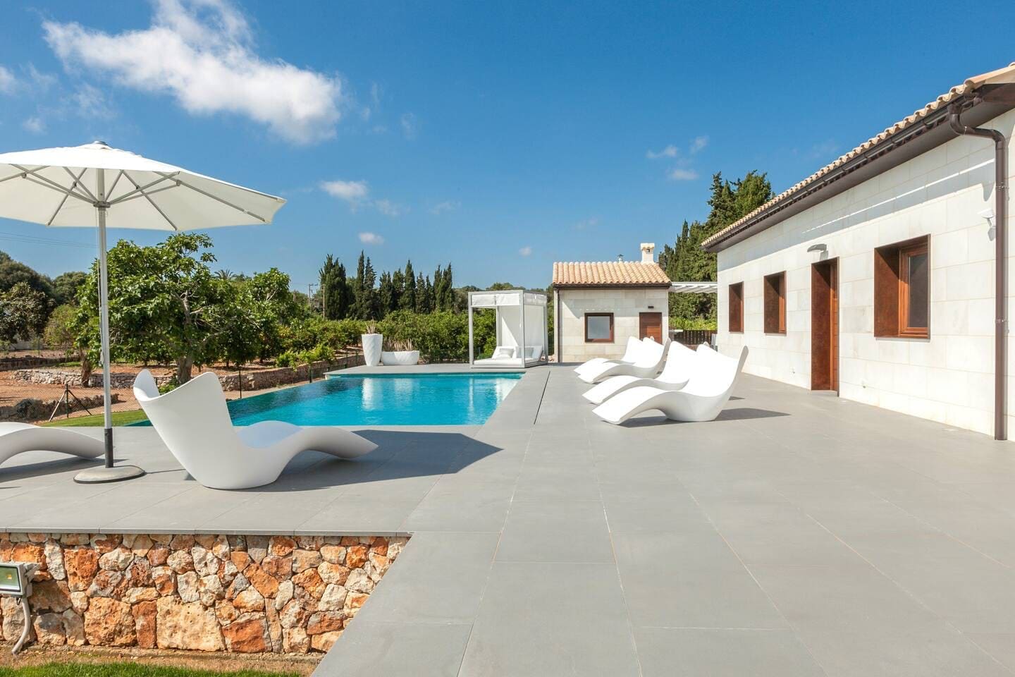 Villa Garrover Raiguer Raiguer: Luxury 3-Bedroom Villa with Infinity Pool and BBQ, Raiguer Mallorca