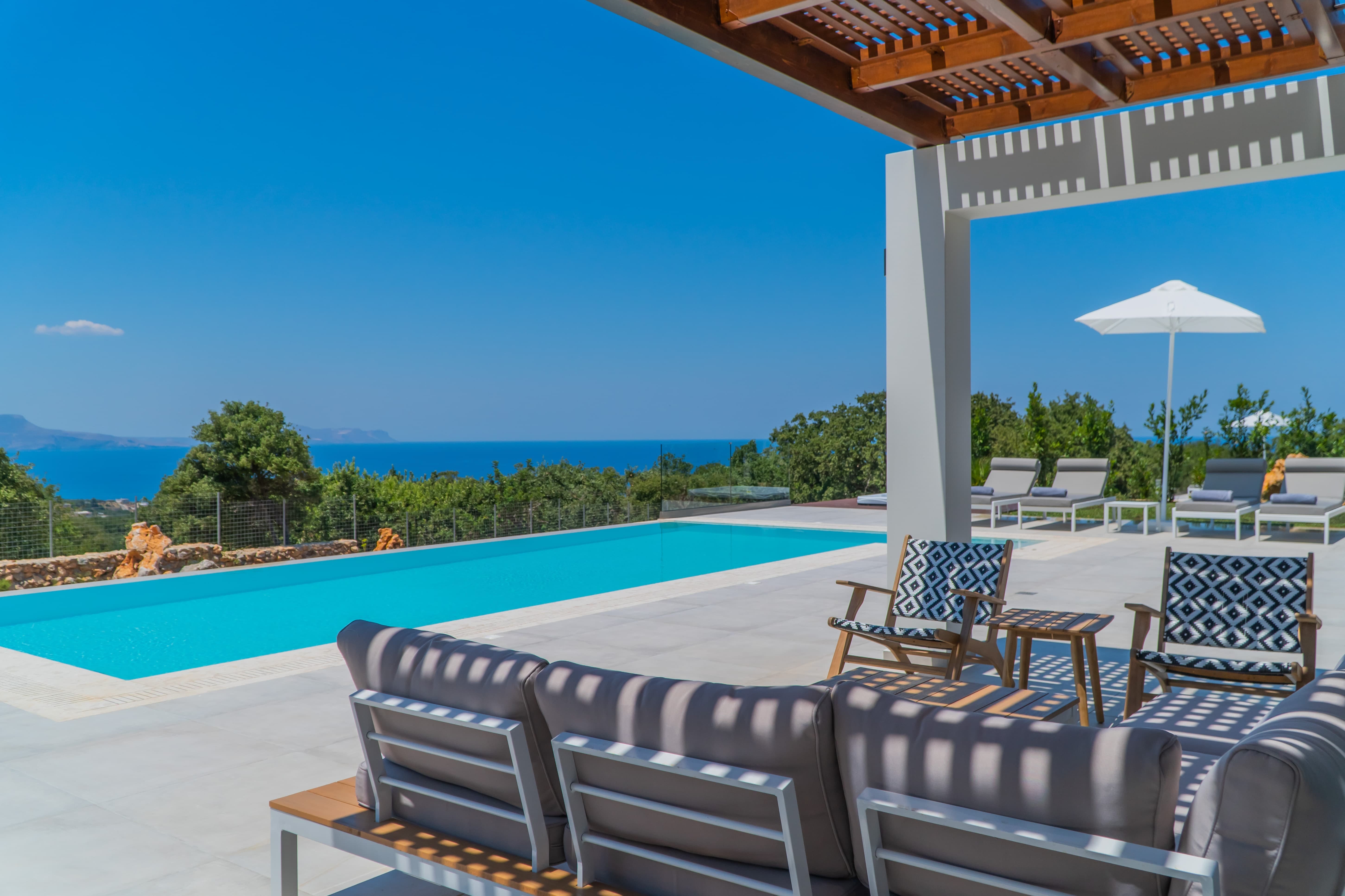 Villa Gerani Rethymnon: Luxury 4-Bedroom Apartment with Private Pool and Sea Views, Rethymnon