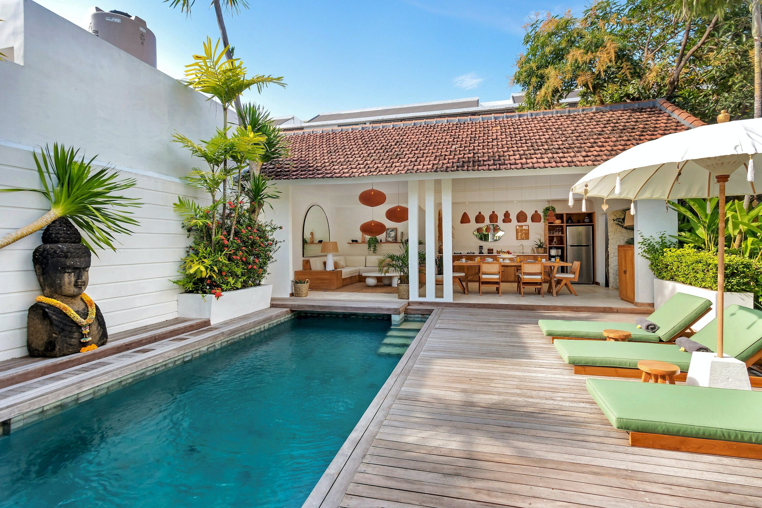Villa Jukung Seminyak: Luxury 4-Bedroom Villa with Private Pool and Sea Views, Bali