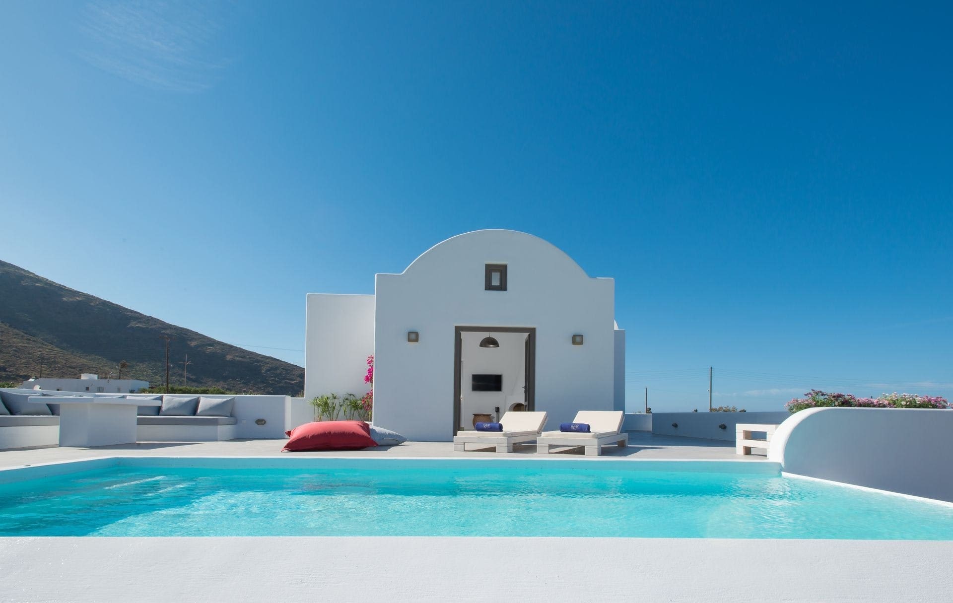 Villa Ostria Megalochori Santorini: Stylish 1-Bedroom Apartment with Infinity Pool and Sea Views, Santorini