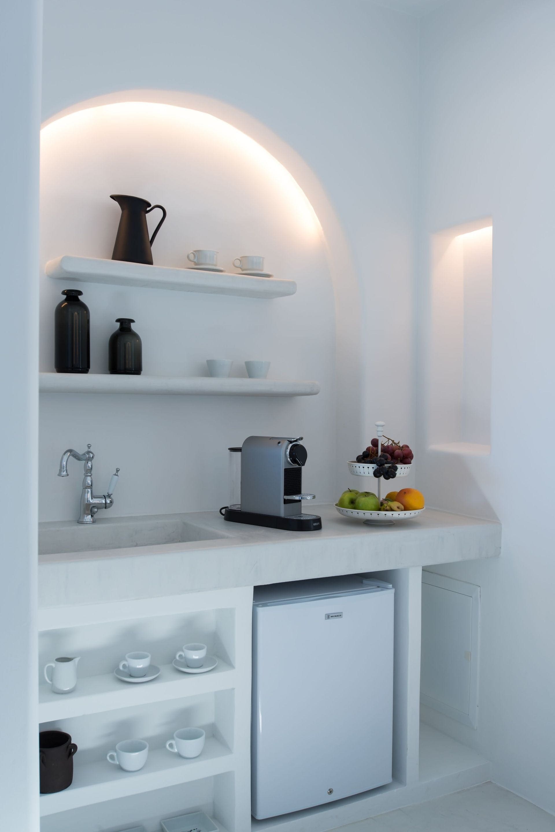 Villa Ostria Megalochori Santorini: Stylish 1-Bedroom Apartment with Infinity Pool and Sea Views, Santorini
