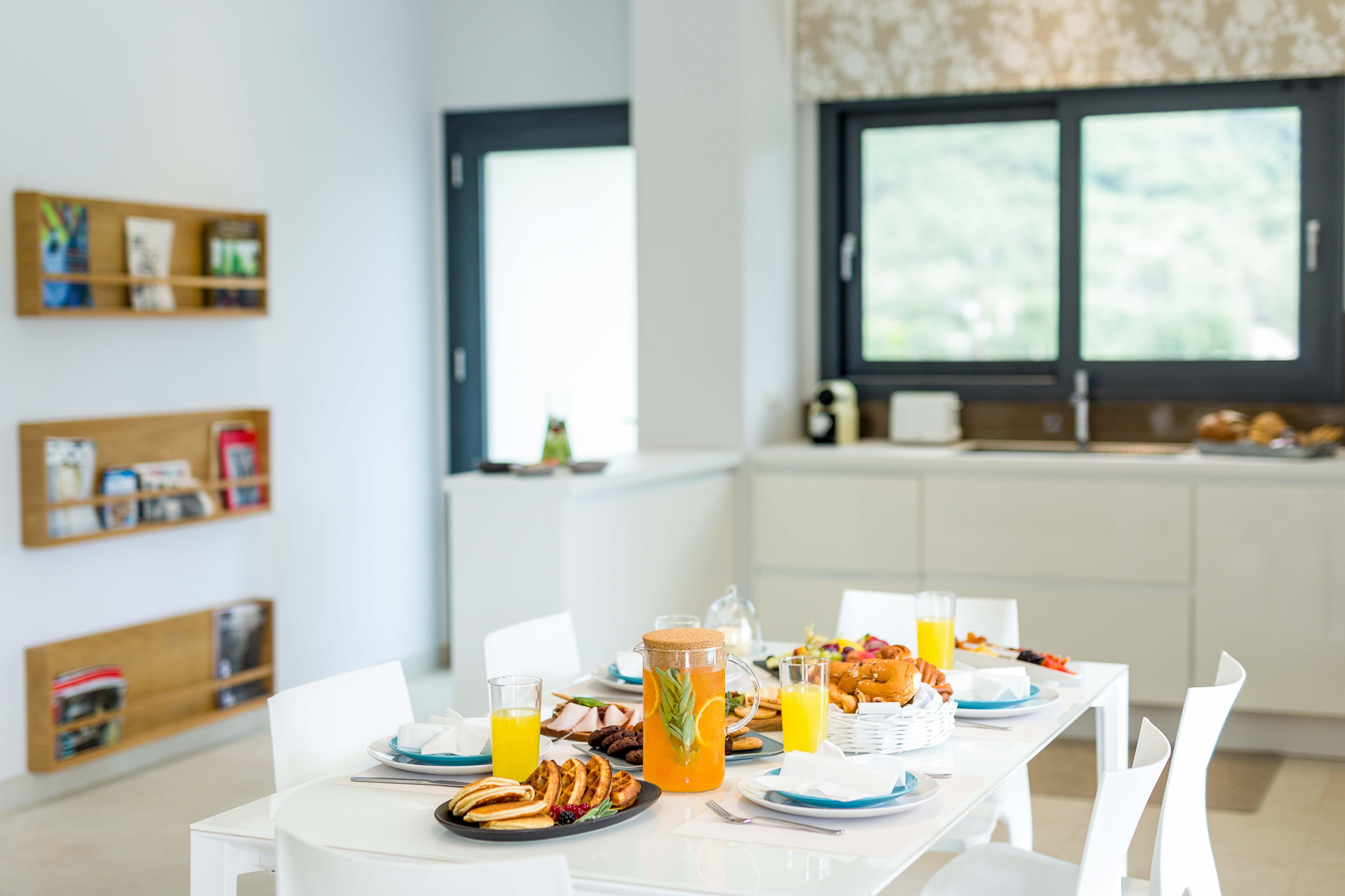 Villa Lefkos Kanoni Corfu: Luxury 3-Bedroom Villa with Private Pool and Sea Views, Corfu