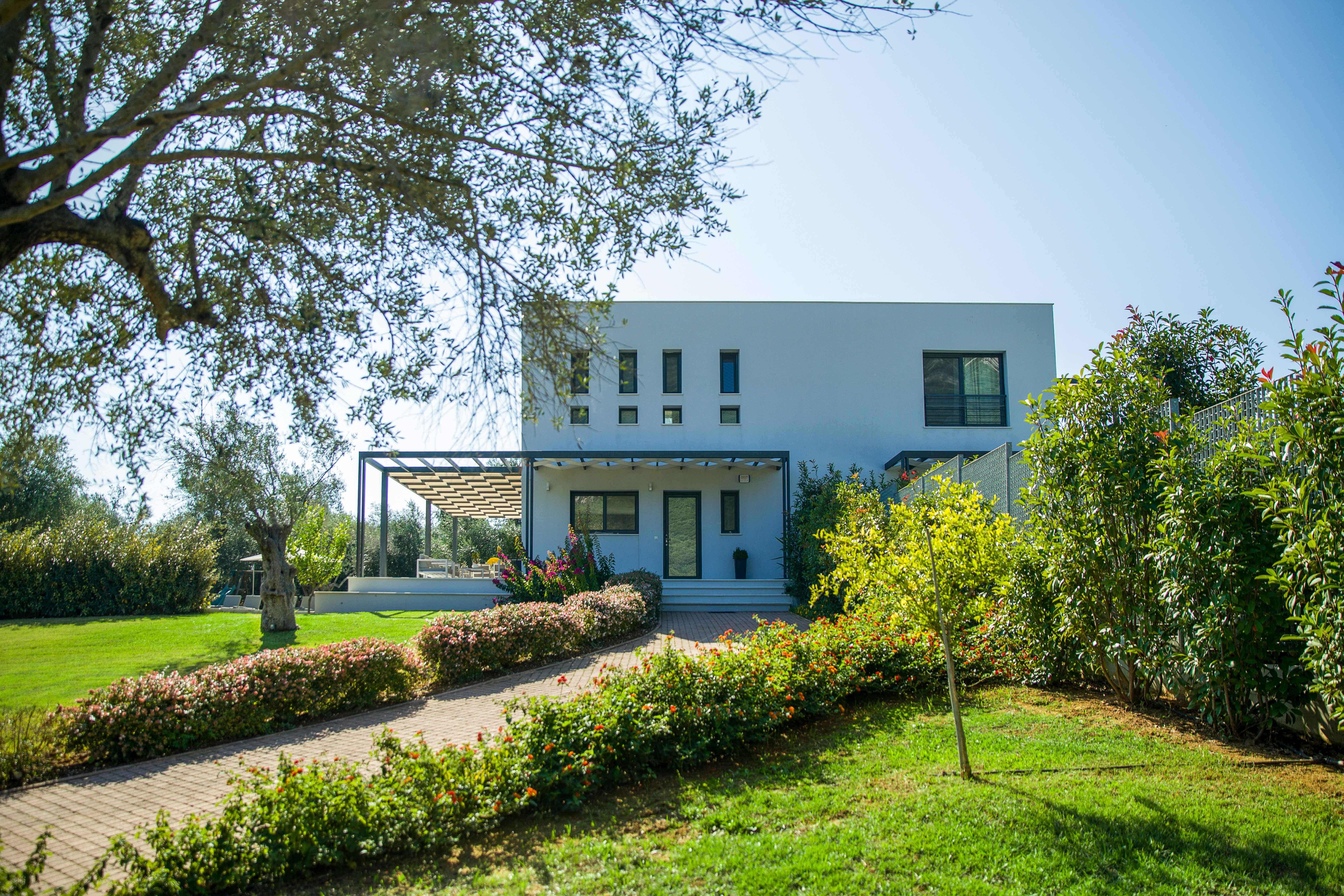 Villa Lefkos Kanoni Corfu: Luxury 3-Bedroom Villa with Private Pool and Sea Views, Corfu