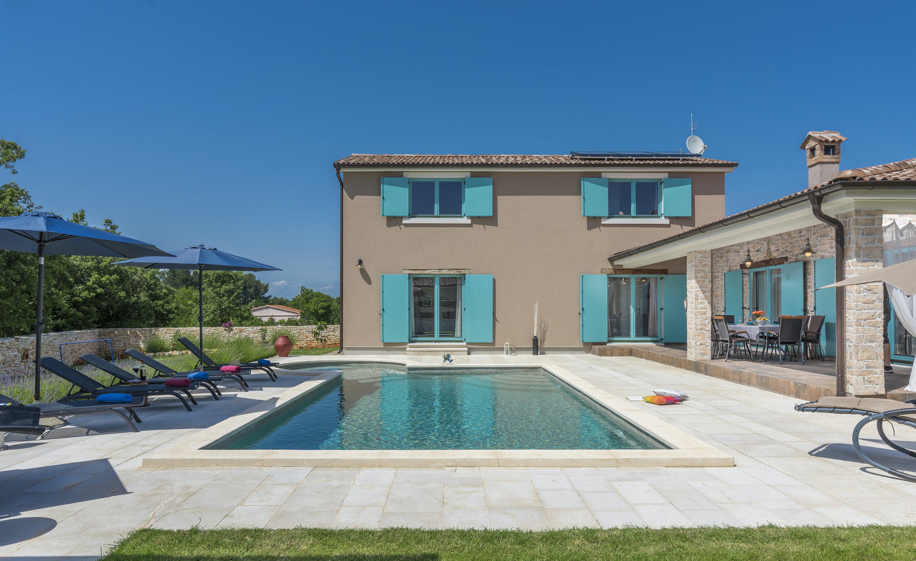 Villa Karstica Fažana: Luxury 4-Bedroom Villa with Private Pool and Sea Views, Istria