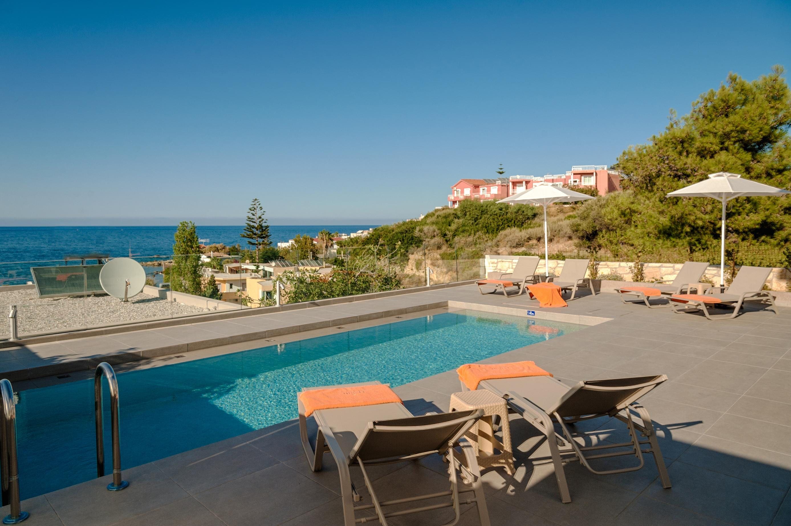 Villa Lefki Kolpos Agia Marina: Stylish 3-Bedroom Apartment with Pool and Sea Views, Agia Marina Crete
