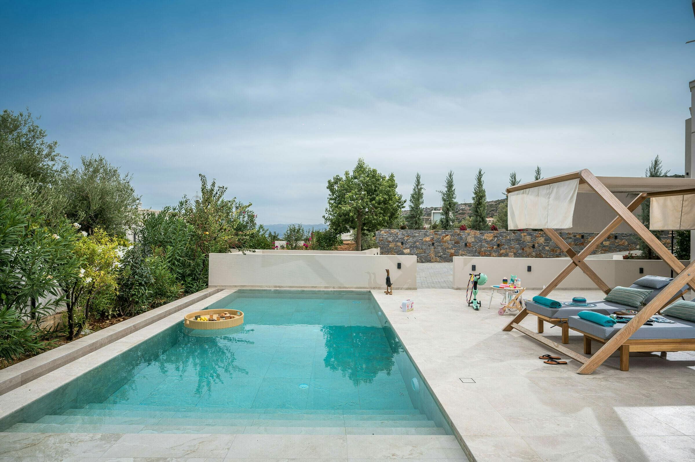 Villa Lefki Charkadio Heraklion Town: Luxury 2-Bedroom Villa with Private Pool and Air-Con, Heraklion