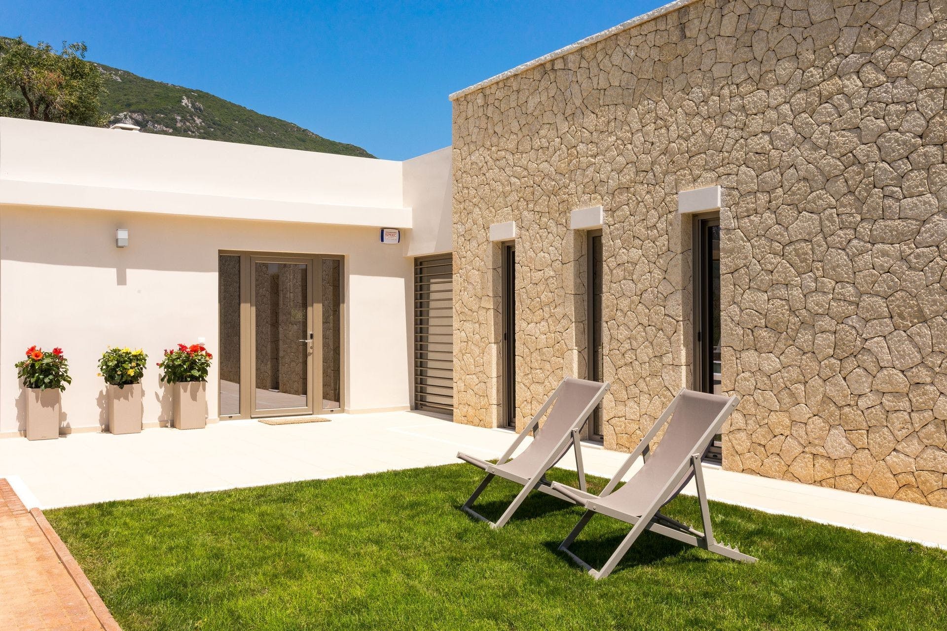 Villa Karydi Corfu: Charming 3-Bedroom Apartment with Private Pool and Sea Views, Corfu