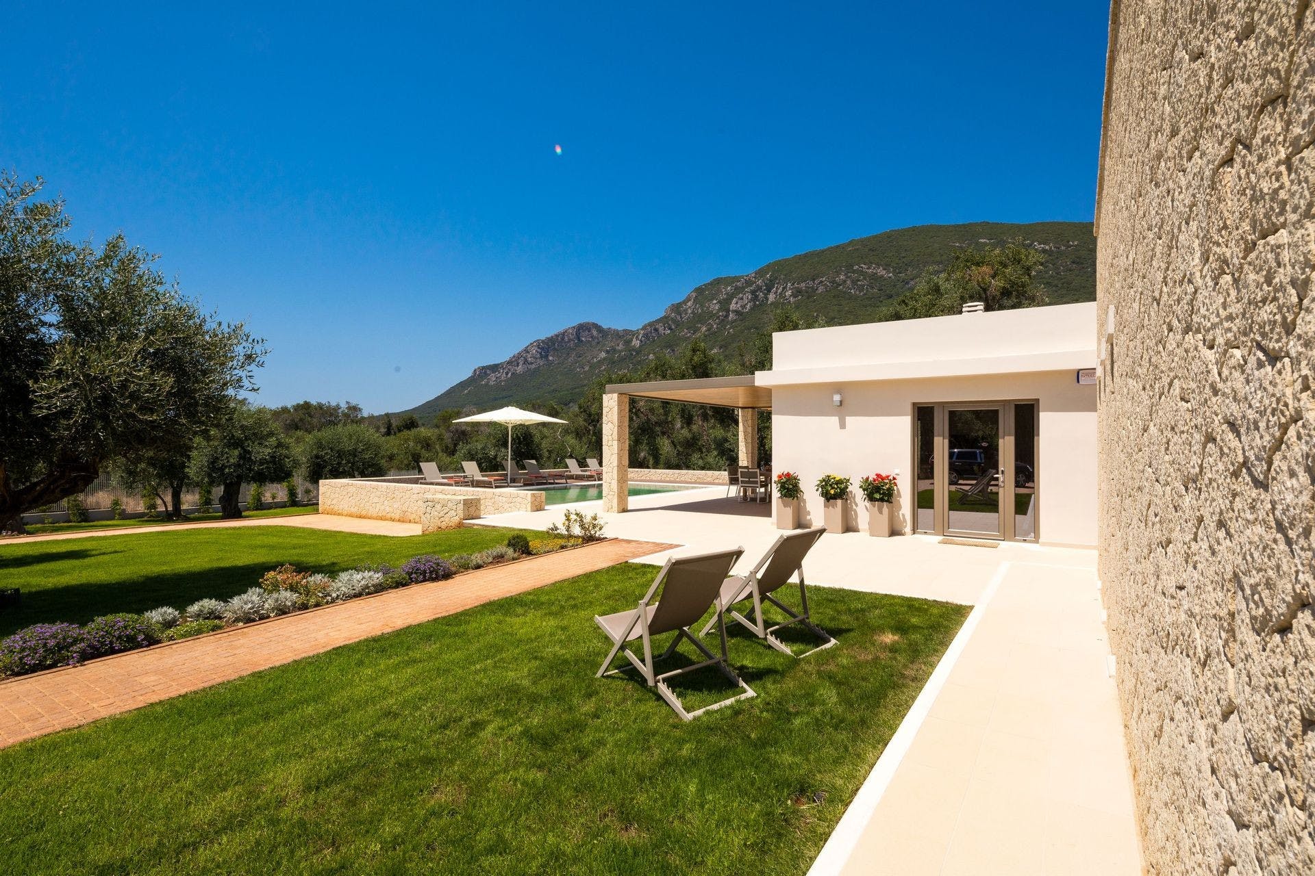 Villa Karydi Corfu: Charming 3-Bedroom Apartment with Private Pool and Sea Views, Corfu