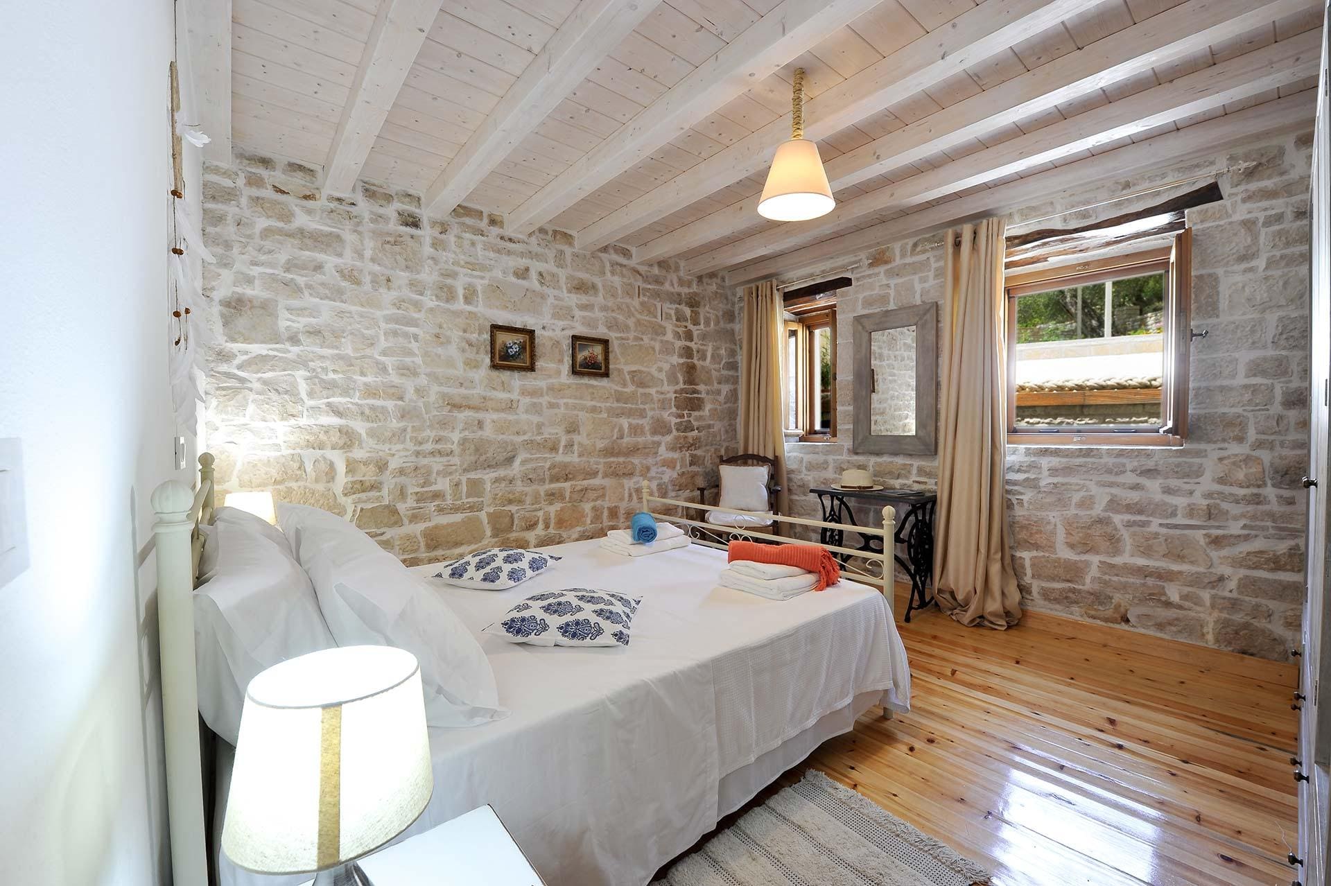 Villa Zephyros Vrika Paxi: Elegant 2-Bedroom Golf Villa with Pool and Sea Views, Paxi