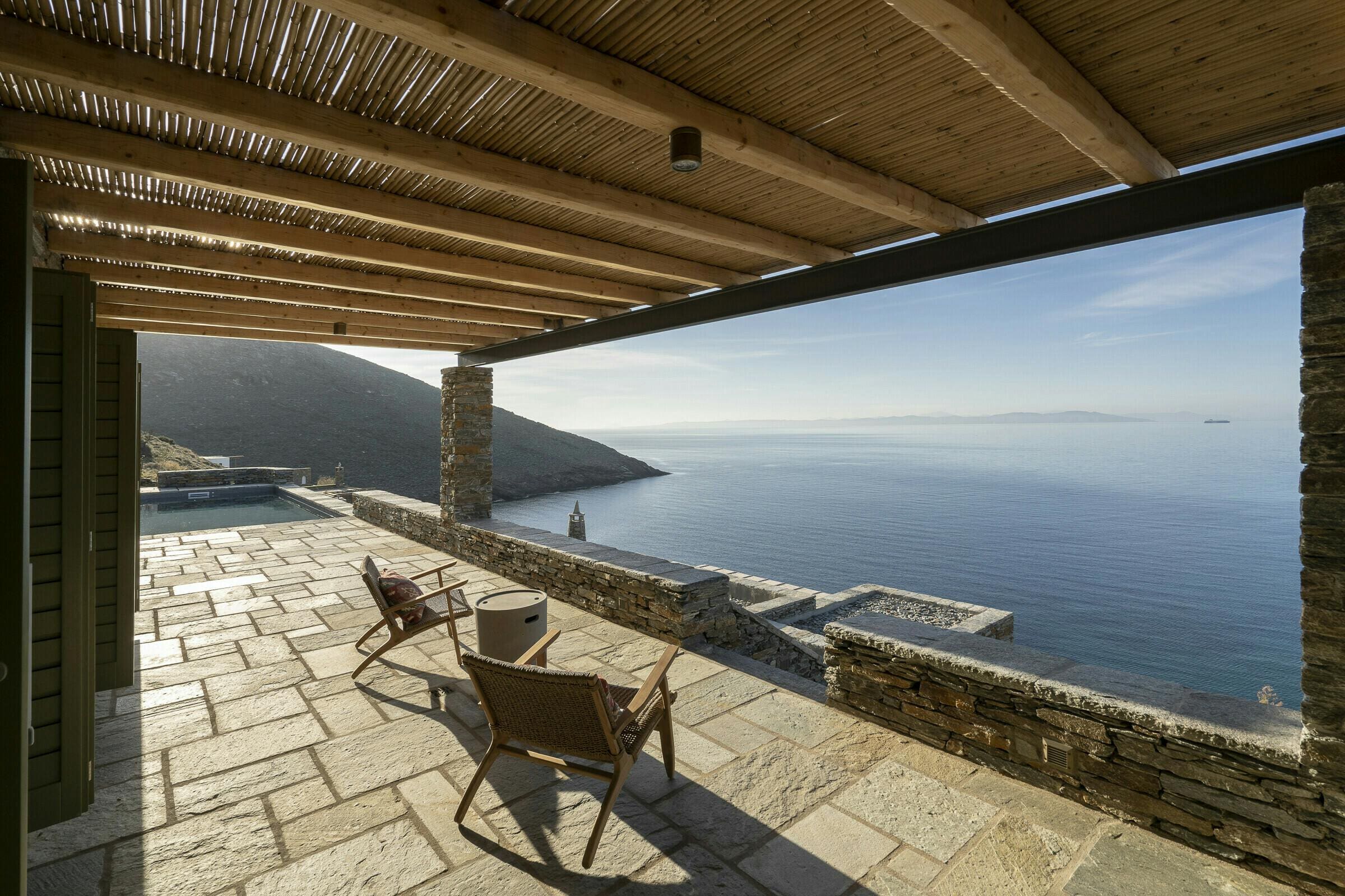 Villa Kitrinos Kea: Luxury 3-Bedroom Villa with Infinity Pool and Sea Views, Kea