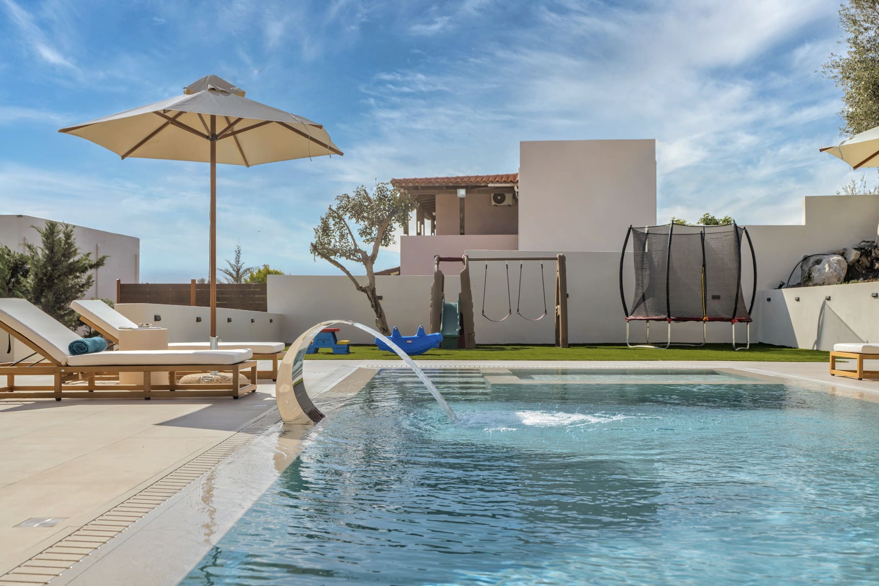 Villa Kourtaliotis Rethymno: Luxury 6-Bedroom Villa Rental with Private Pool and Sea Views, Rethymno