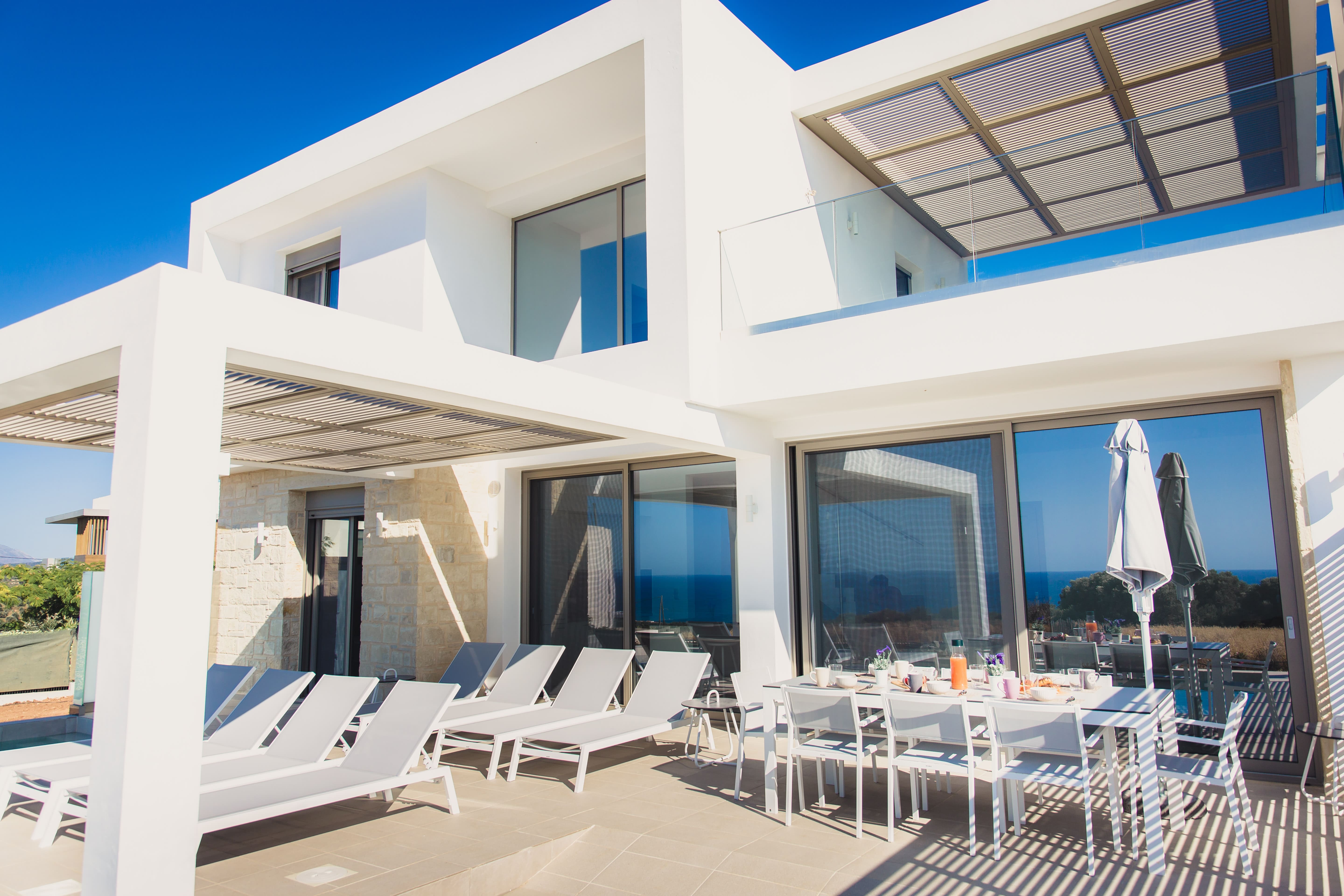 Villa Lysias Perama Rethymnon: Luxury 4-Bedroom Apartment with Private Pool and Sea Views, Rethymnon