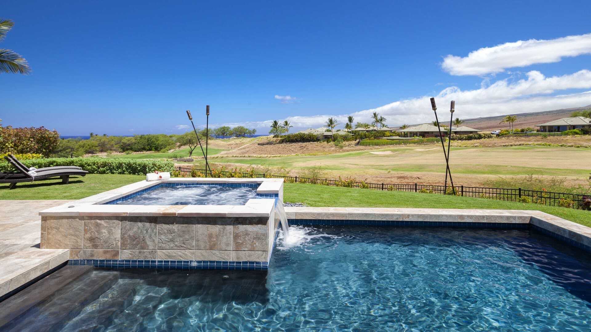 Villa Kukui Hawaii Hawaii 12: Luxury 3-Bedroom Villa with Infinity Pool and Sea Views, Hawaii
