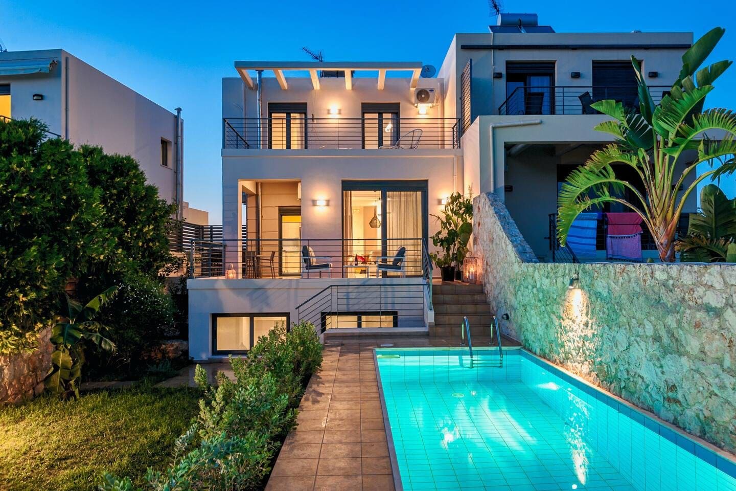 Villa Kymata Chorafakia: Spacious 3-Bedroom Apartment with Pool and Sea Views, Chorafakia Crete
