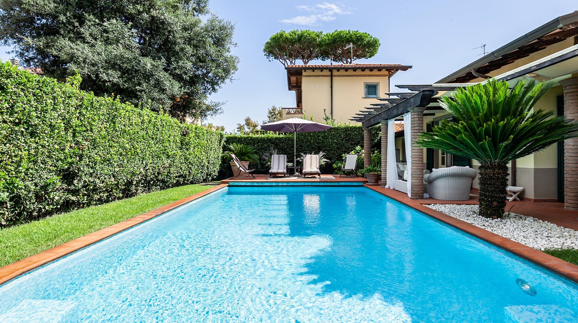 Villa La Pineta Viareggio: 4-Bedroom Luxury Villa with Private Pool, Viareggio