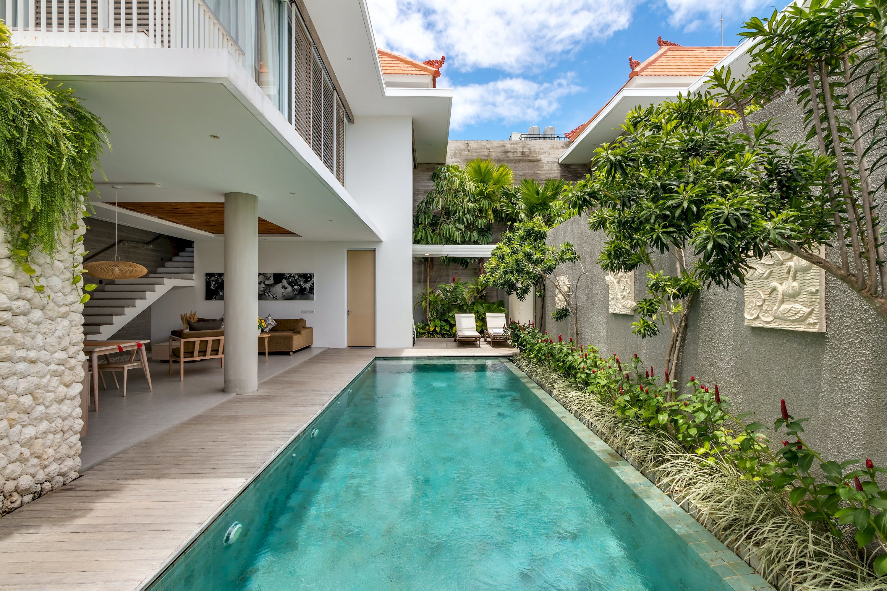Villa Lontar Seminyak: Luxury 4-Bedroom Villa Rental with Private Pools and Seaview, Bali