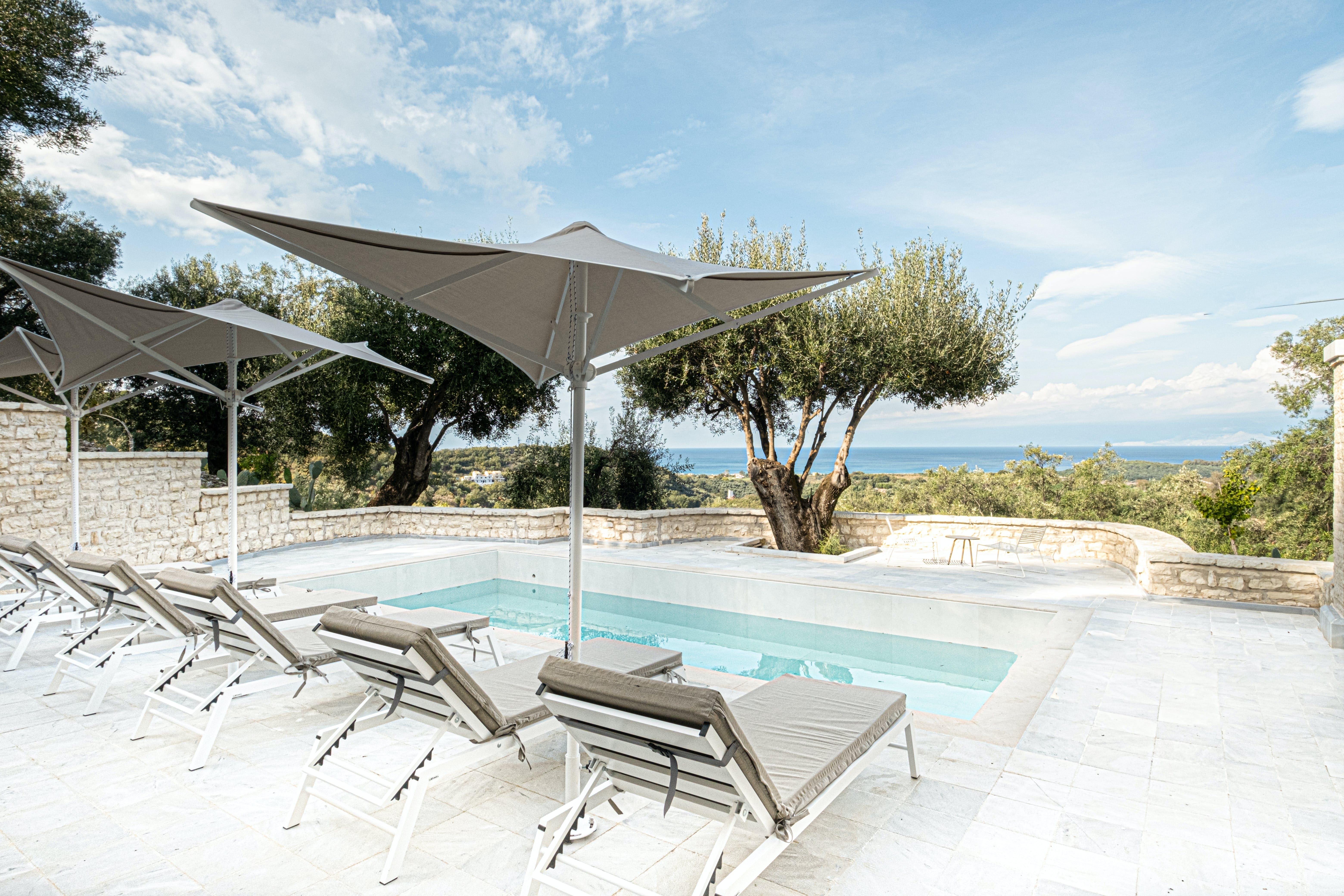 Villa Kyanos Syvota Acharavi: Spacious 8-Bedroom Apartment with Seaview and Pool, Acharavi