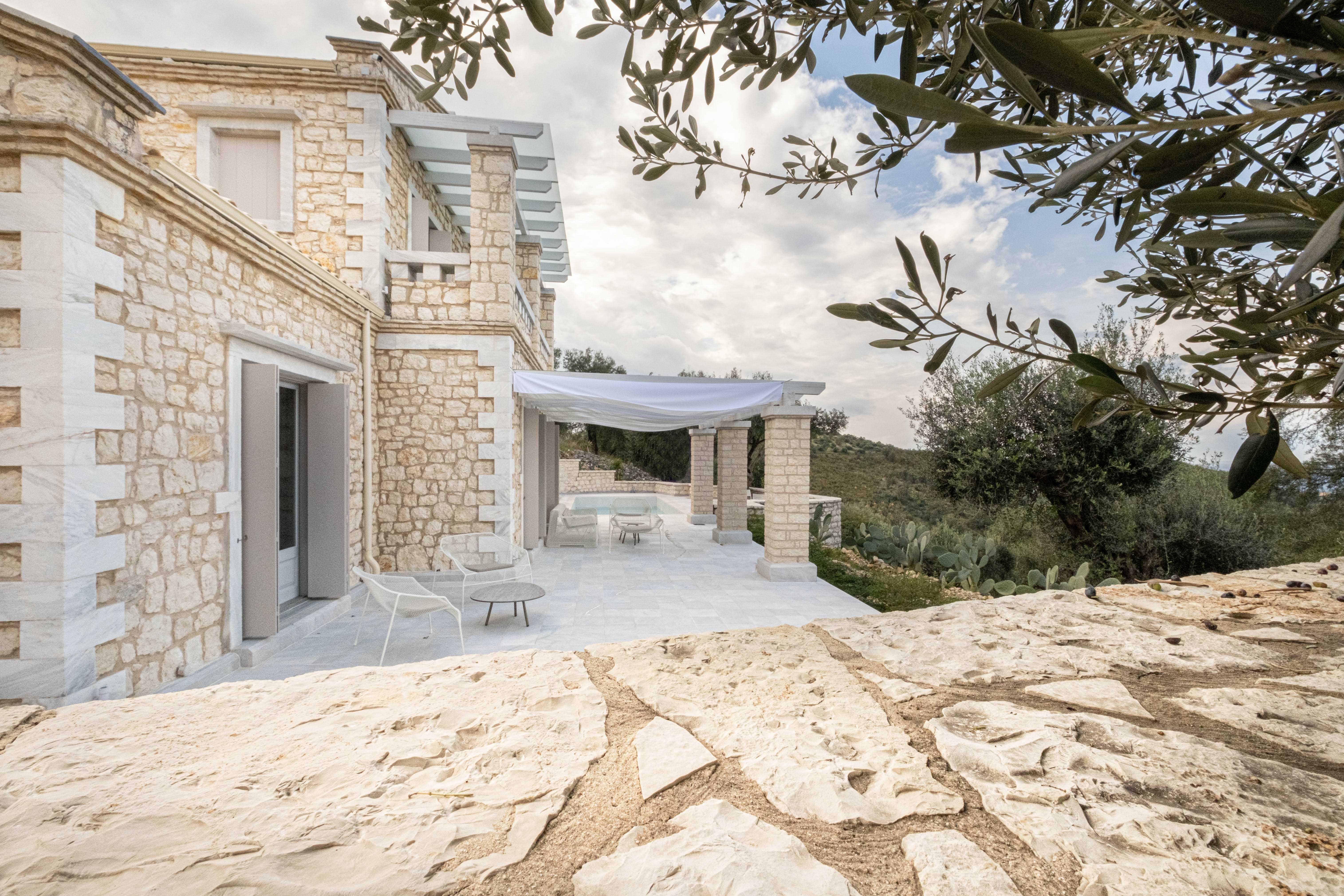 Villa Kyanos Syvota Acharavi: Spacious 8-Bedroom Apartment with Seaview and Pool, Acharavi