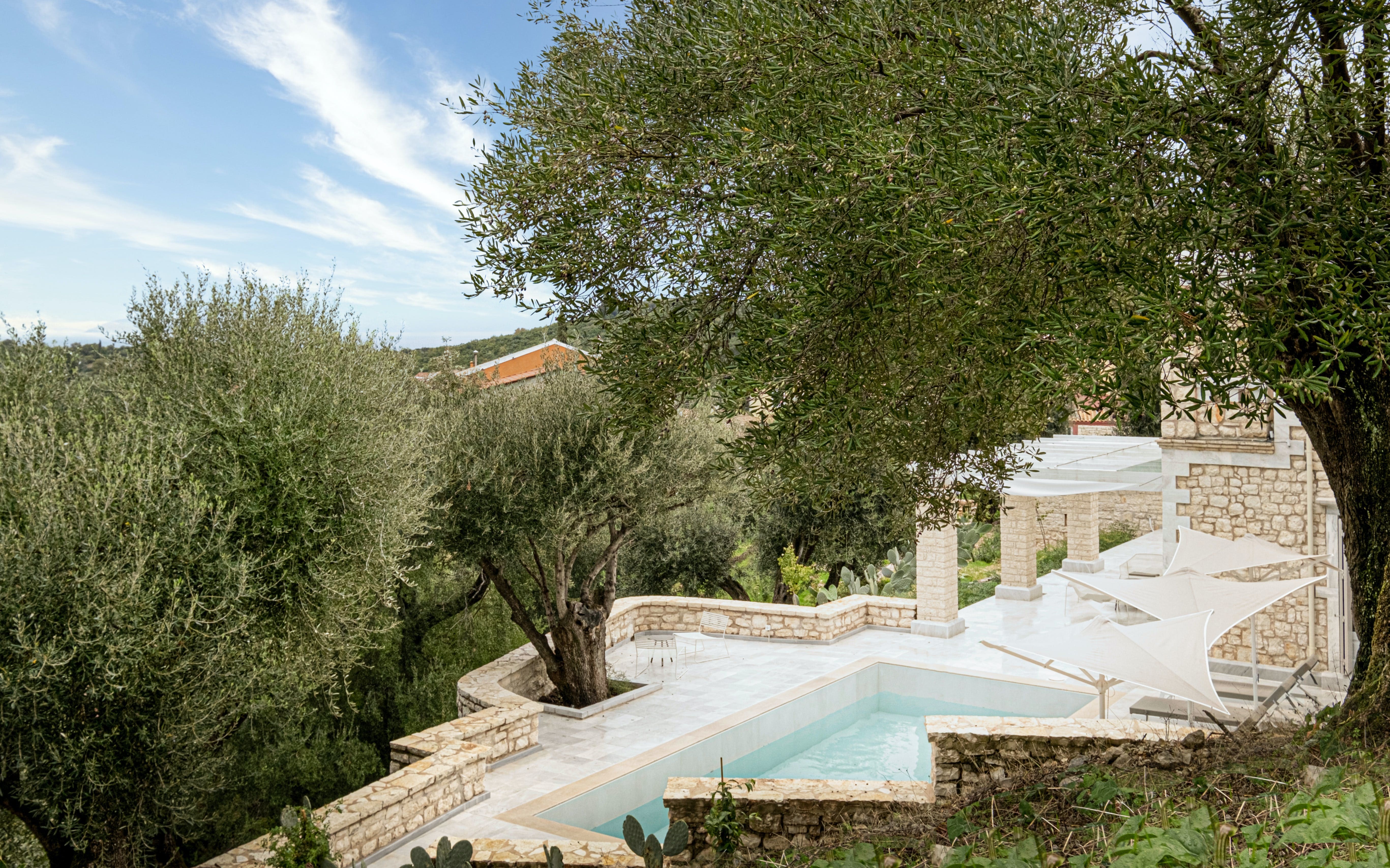 Villa Kyanos Syvota Acharavi: Spacious 8-Bedroom Apartment with Seaview and Pool, Acharavi