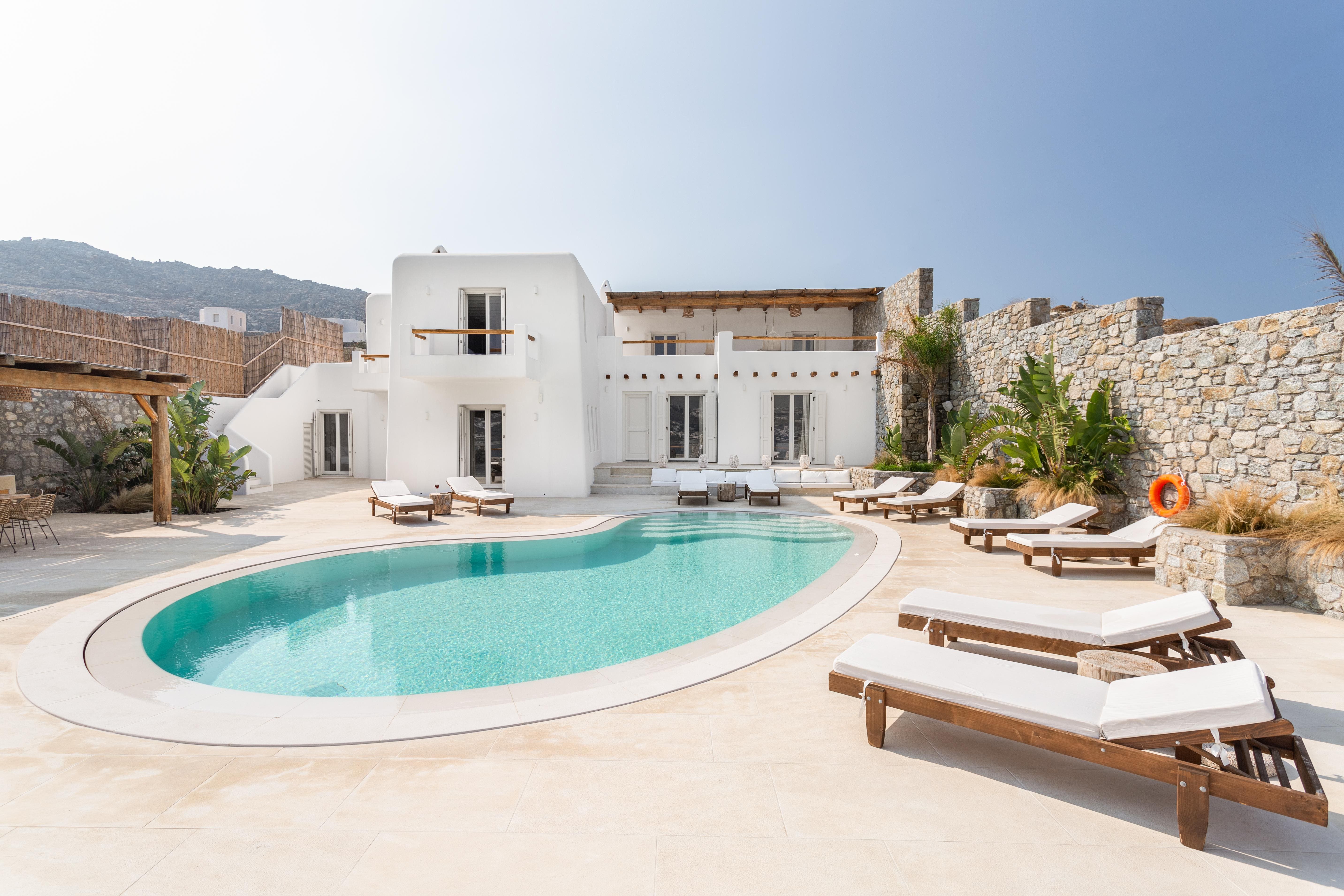 Villa Lysias Liopesi Agios Ioannis: Elegant 8-Bedroom Villa with Seaviews and Pool, Agios Ioannis