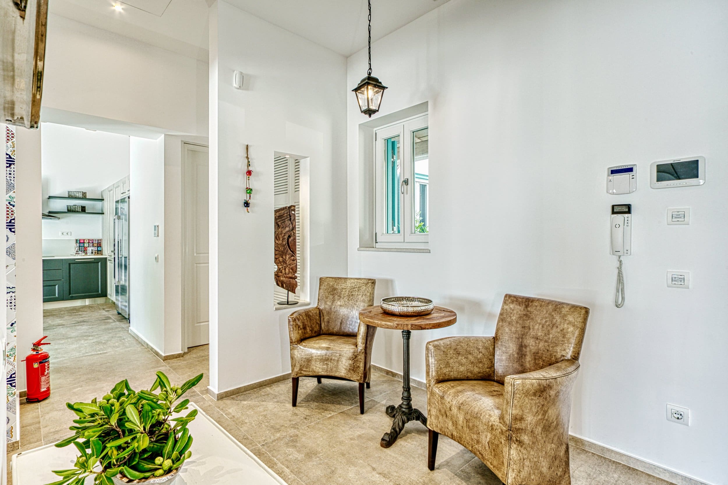 Villa Lysias Lofos Agios Stefanos: Luxury 5-Bedroom Apartment with Seaview and Pool, Agios Stefanos