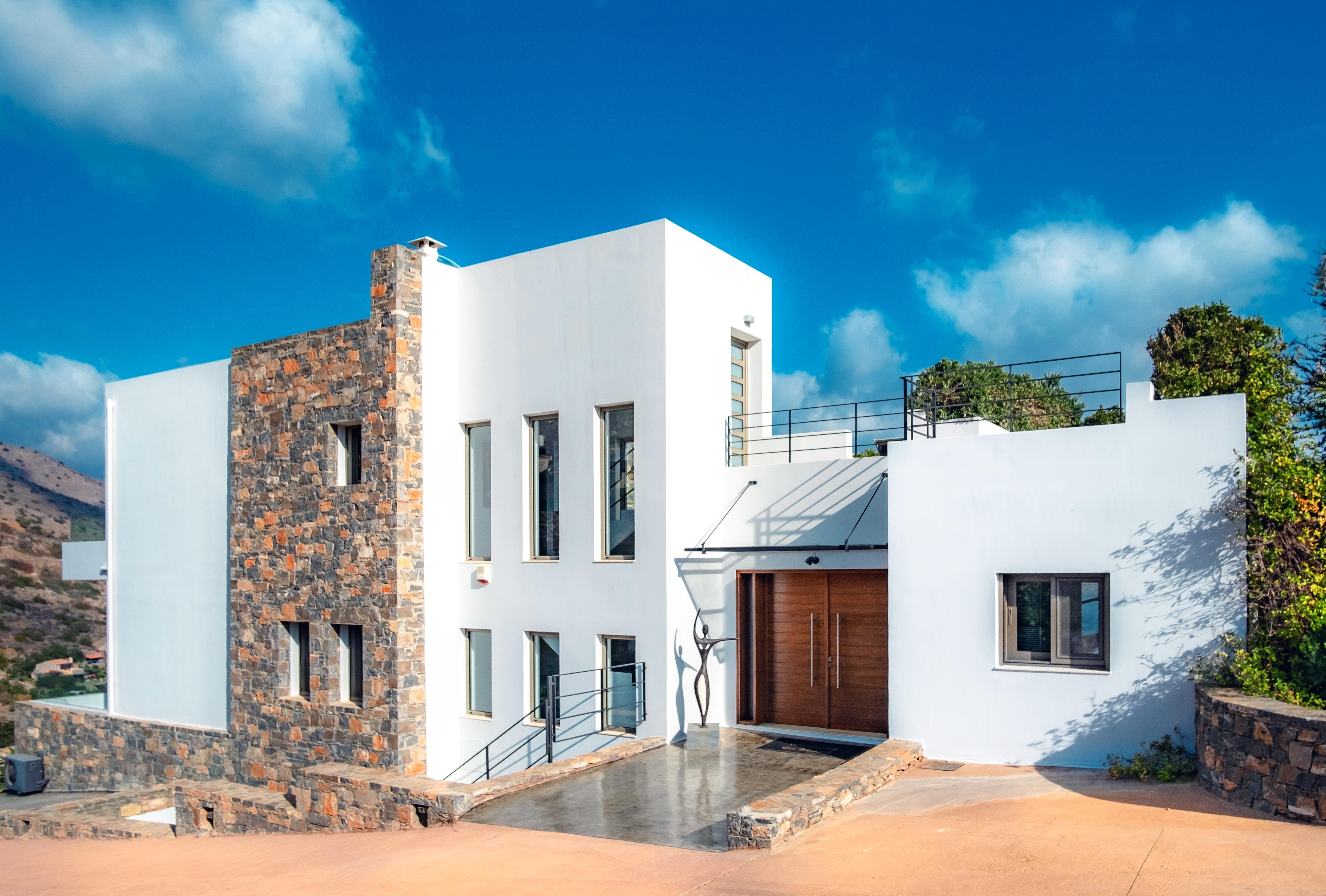 Villa Boréas Plaka Elounda: Luxury 3-Bedroom Apartment with Infinity Pool and Sea Views, Elounda