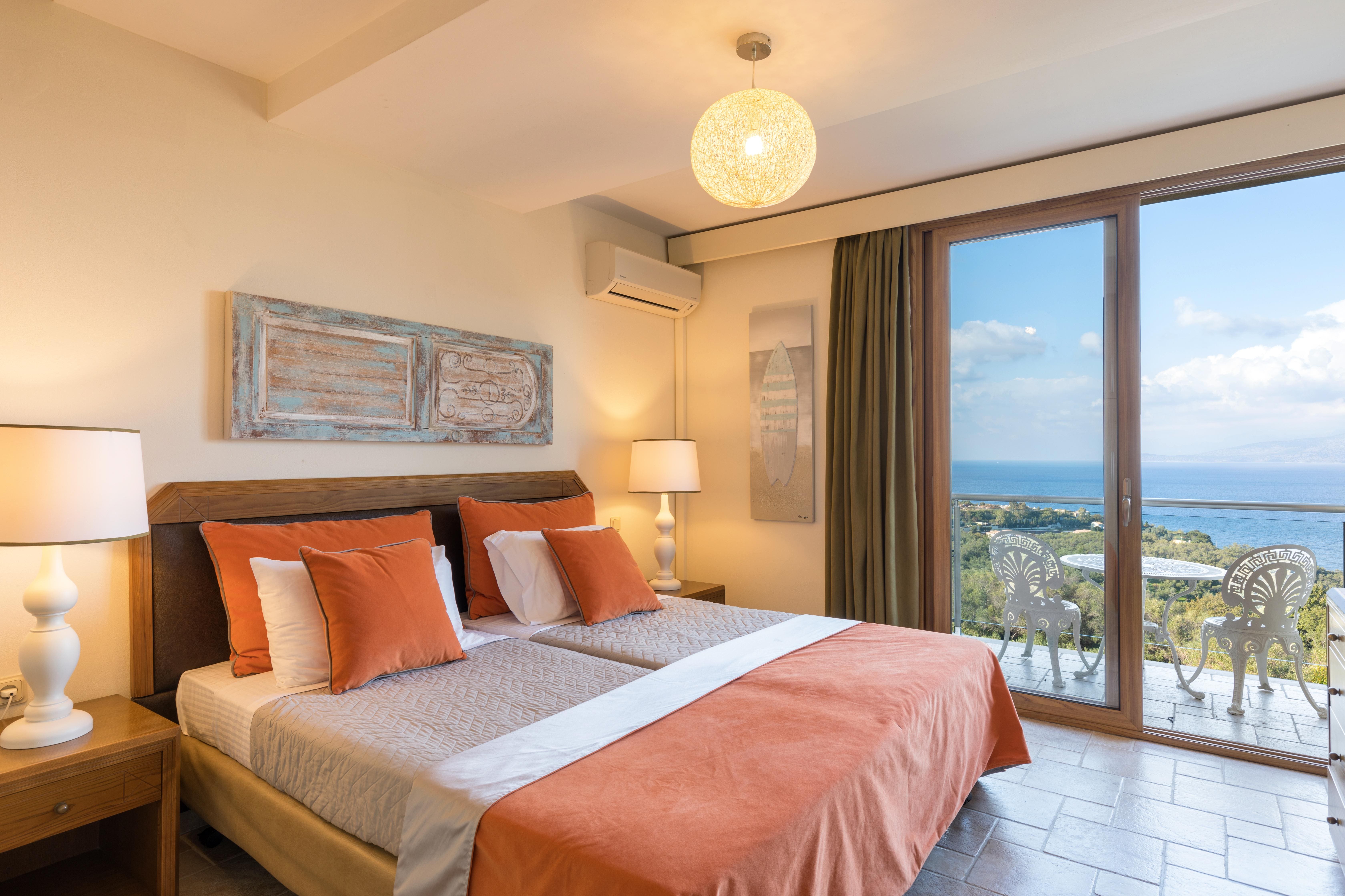 Villa Boreas Keras Kassiopi: Elegant 3-Bedroom Apartment with Stunning Sea Views, Kassiopi
