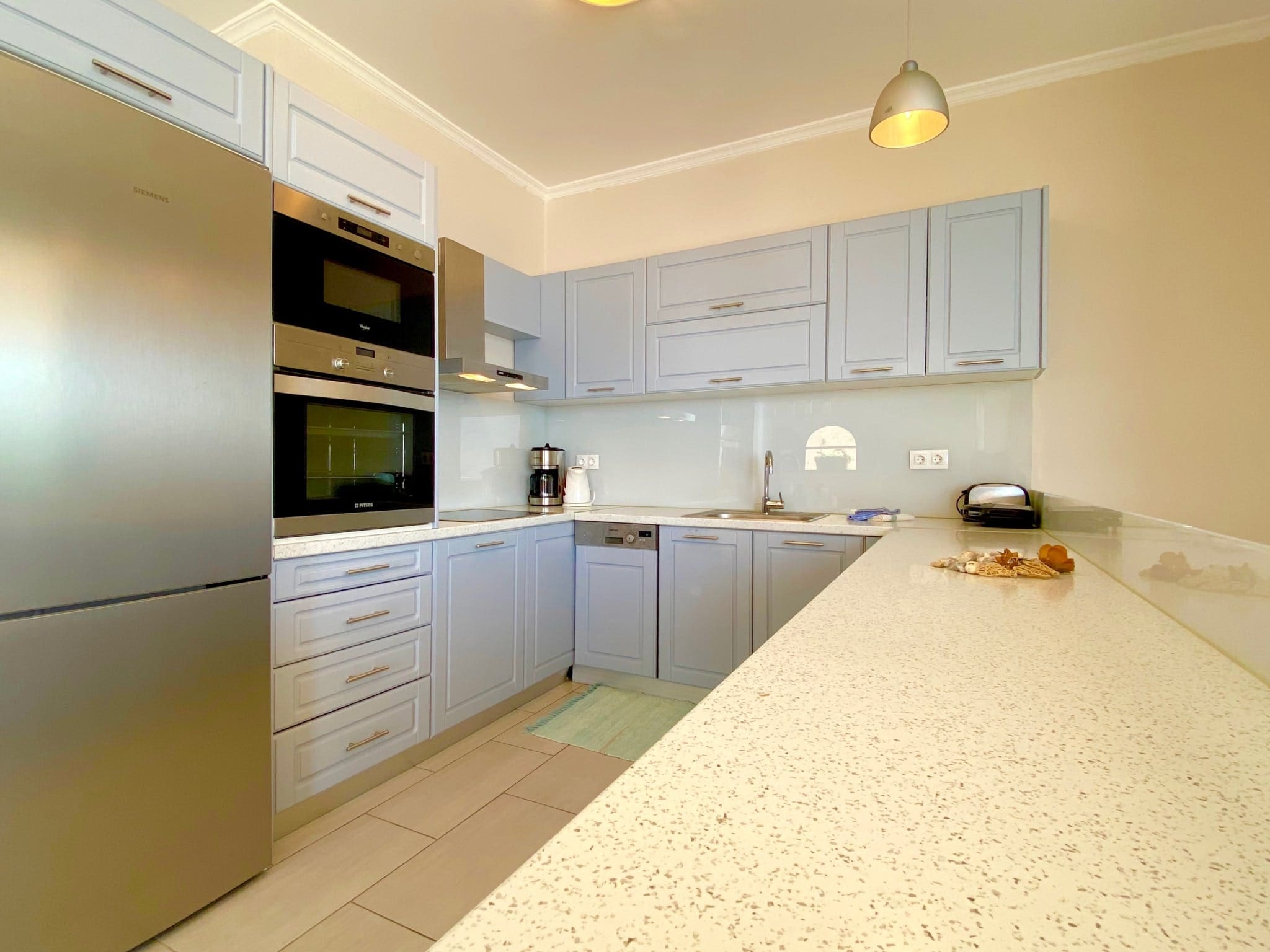 Villa Lysias Liapades Kassiopi: Luxury 3-Bedroom Villa with Infinity Pool and Sea Views, Kassiopi
