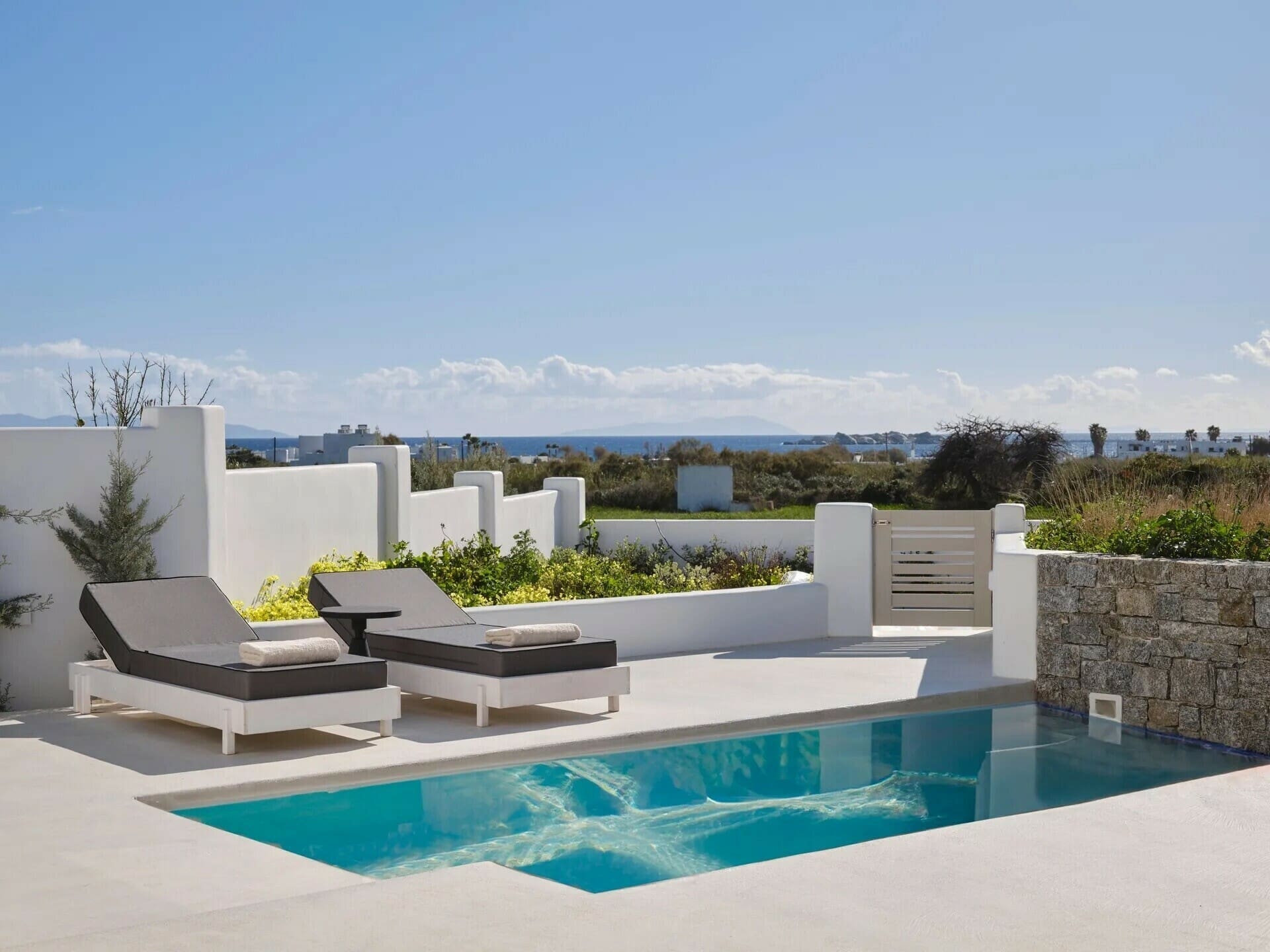 Villa Kaikias Kastraki Naxos: Luxury 8-Bedroom Villa with Seaview and Pool, Naxos