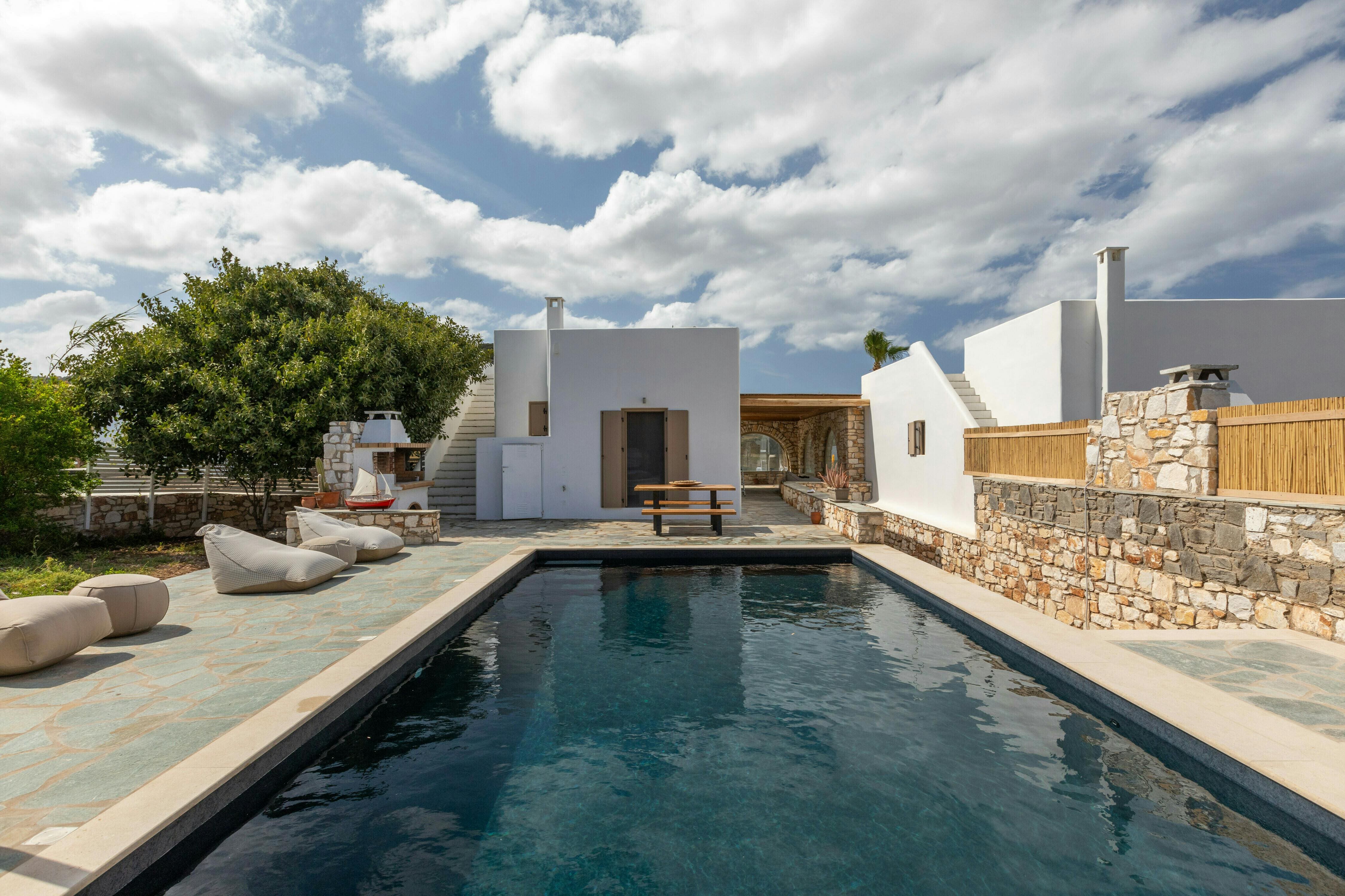 Villa Lysias Agkali Paros: Luxury 3-Bedroom Villa with Stunning Seaview and Pool, Paros