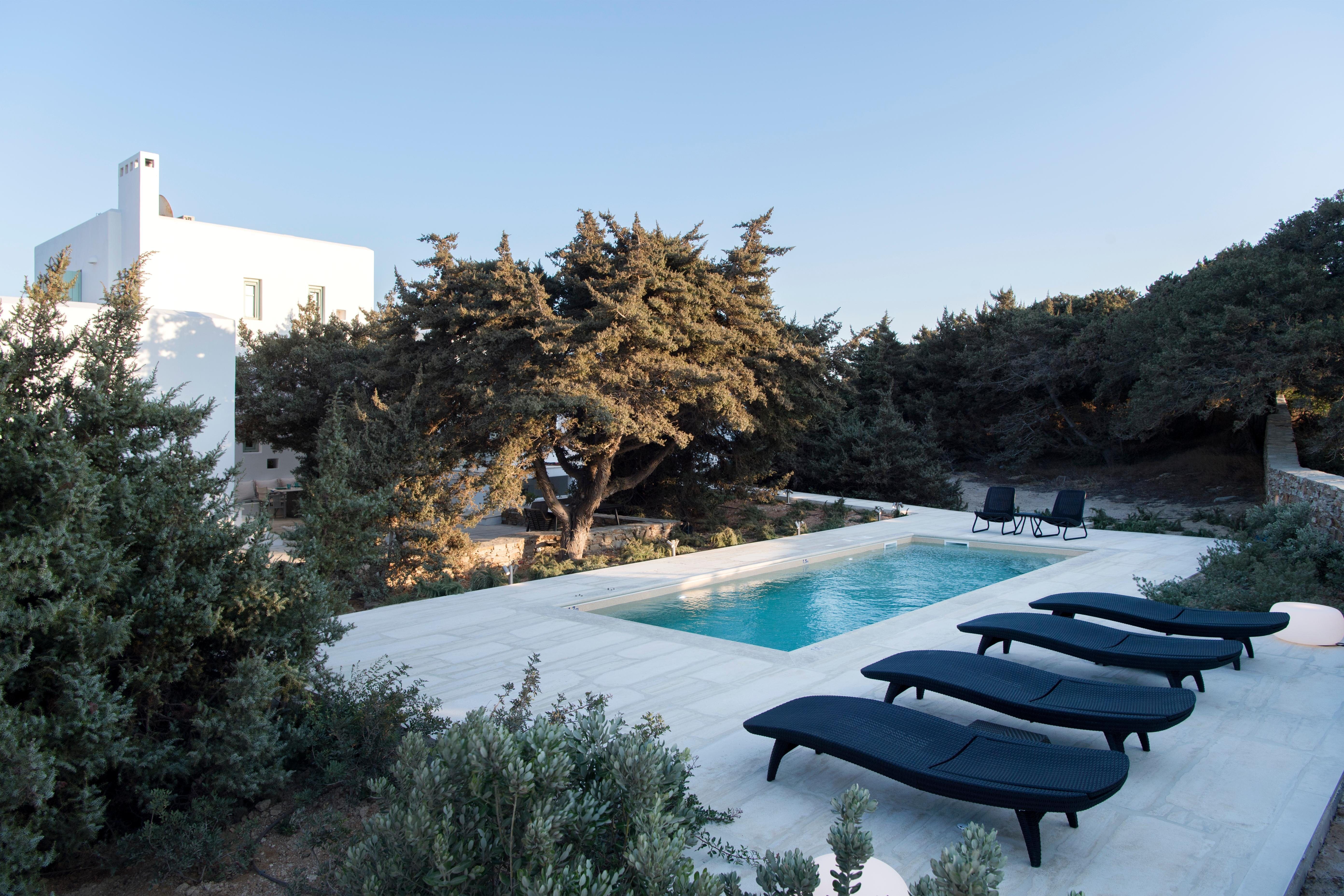 Villa Kaikias Marpissa Paros: Luxury 5-Bedroom Apartment with Seaview and Pool, Paros