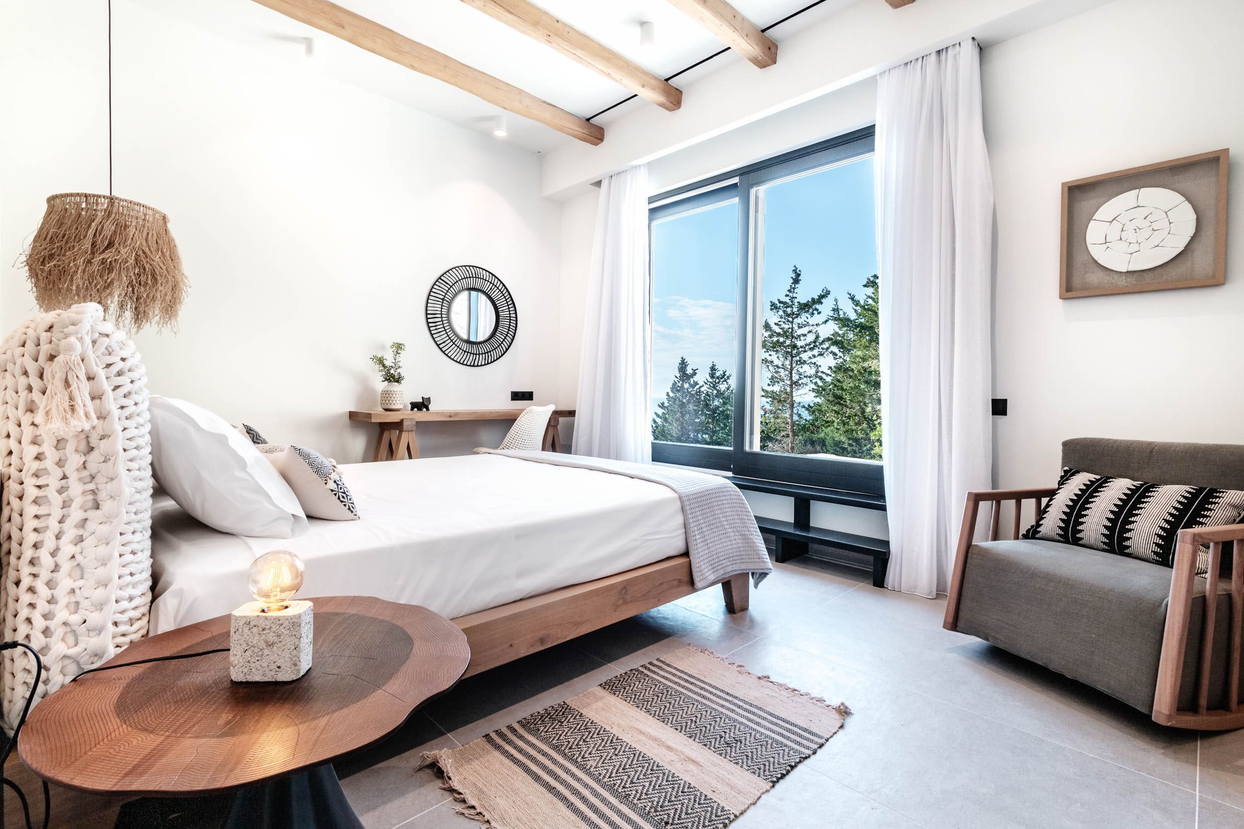 Villa Boreas Lakka Paxi: Luxury Villa with Stunning Sea Views and Infinity Pool, Paxi