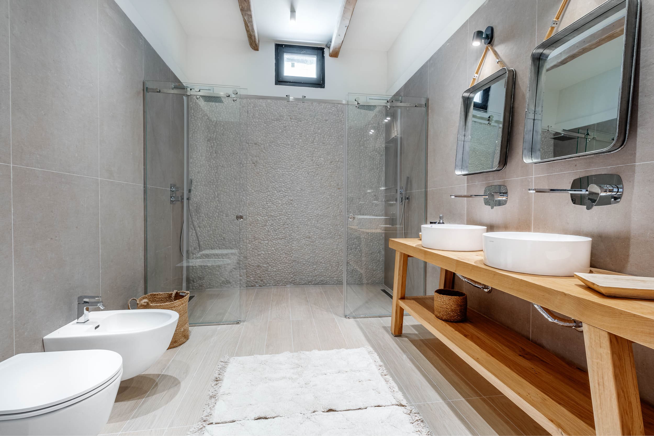 Villa Boreas Lakka Paxi: Luxury Villa with Stunning Sea Views and Infinity Pool, Paxi